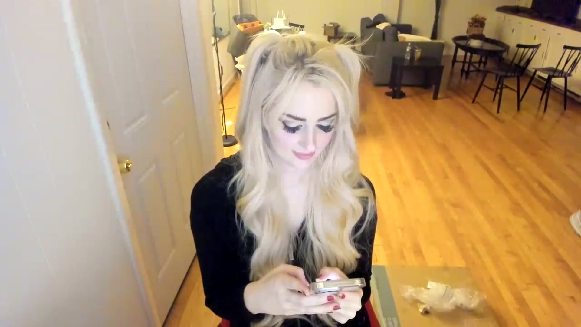 Gallery image thumbnail from Milk_Party's myfreecams stream on, 11/17/2023, 08:38 image 9 of 20