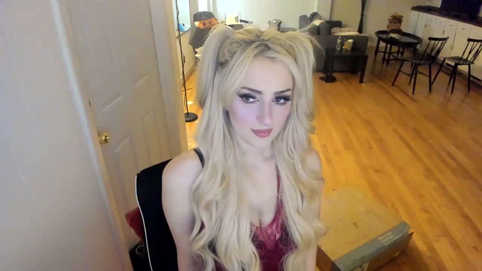 Gallery image thumbnail from Milk_Party's myfreecams stream on, 11/18/2023, 06:45 image 16 of 20