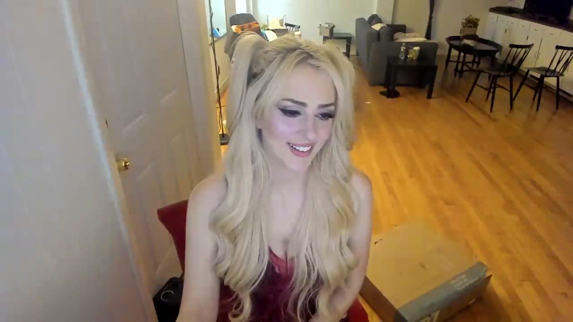 Gallery image thumbnail from Milk_Party's myfreecams stream on, 11/18/2023, 08:54 image 16 of 20