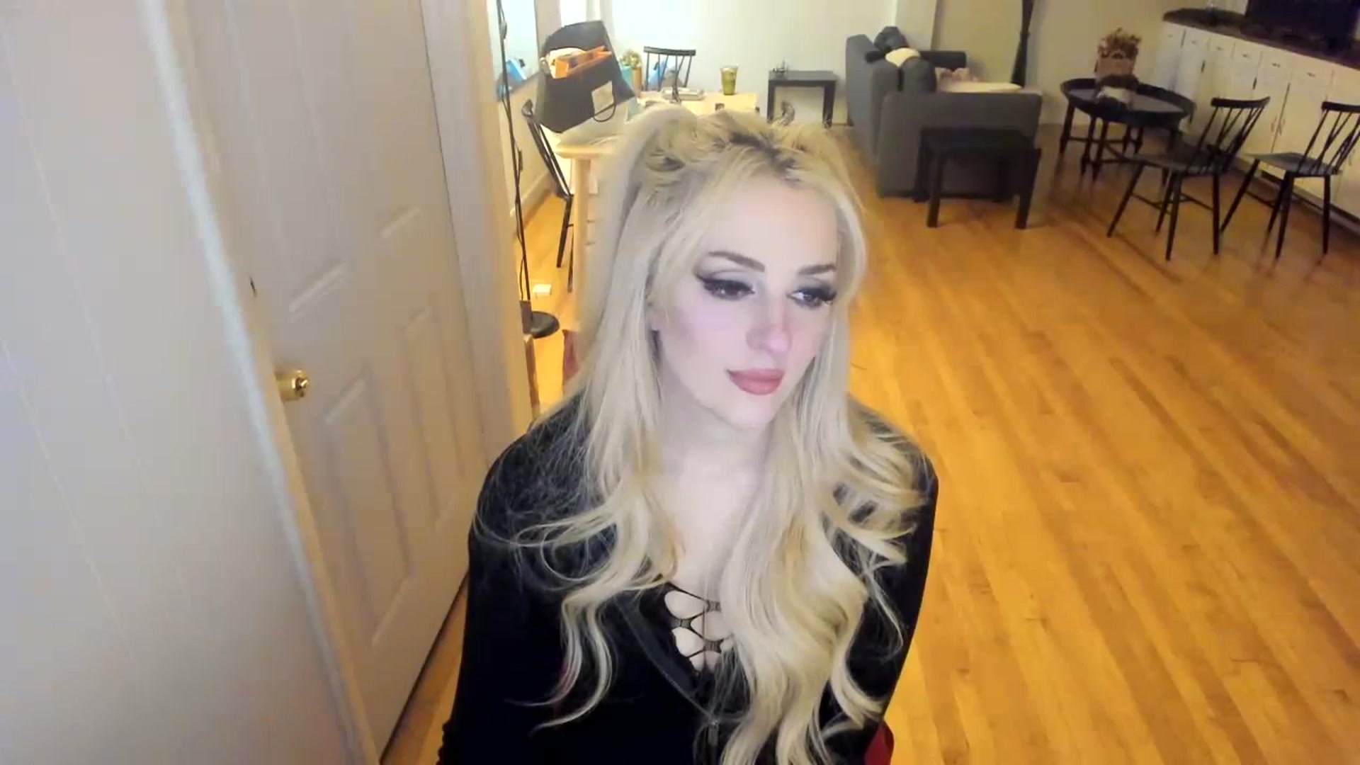 Gallery image thumbnail from Milk_Party's myfreecams stream on, 11/20/2023, 03:14 image 9 of 20