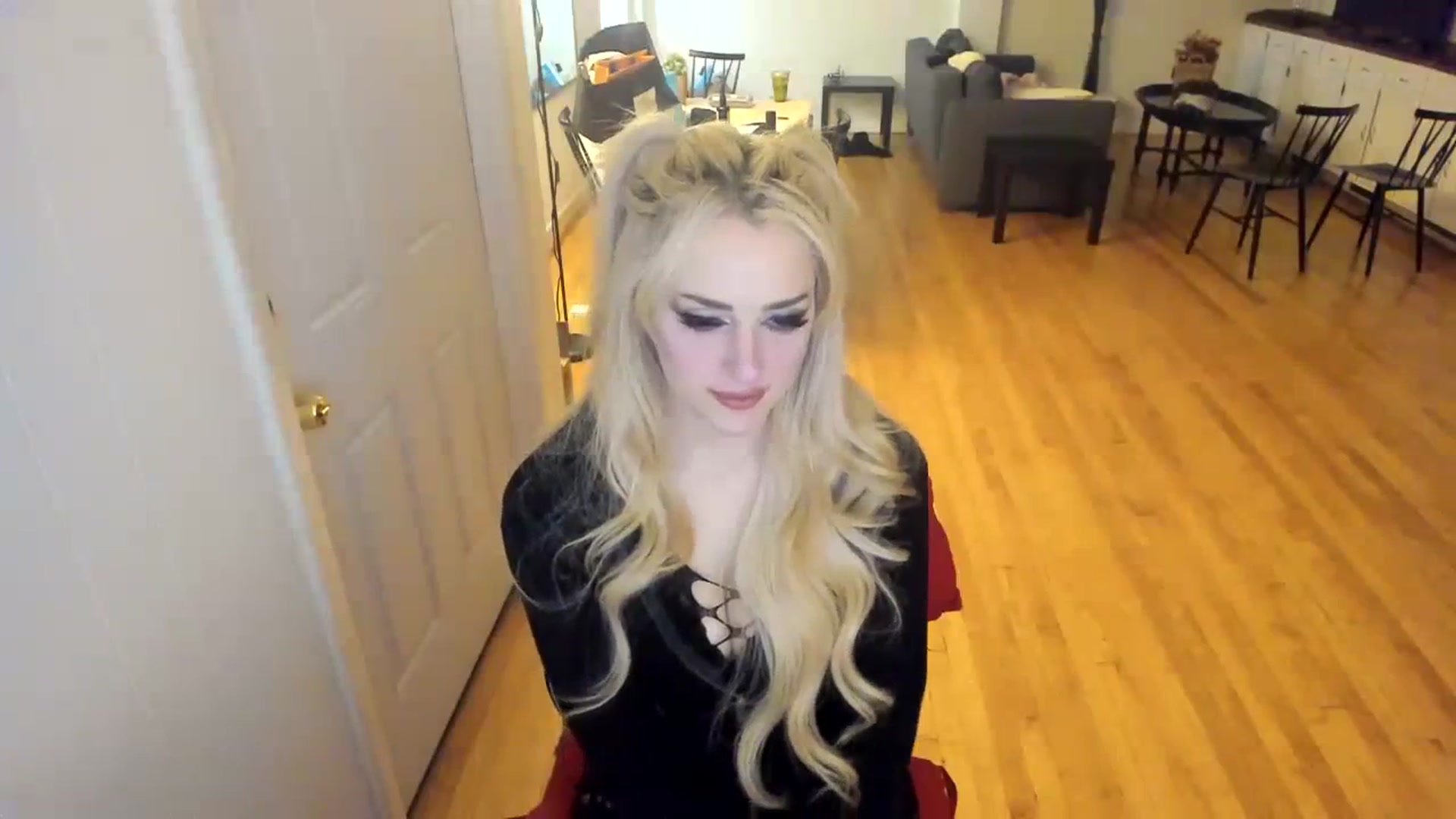 Gallery image thumbnail from Milk_Party's myfreecams stream on, 11/20/2023, 03:14 image 19 of 20