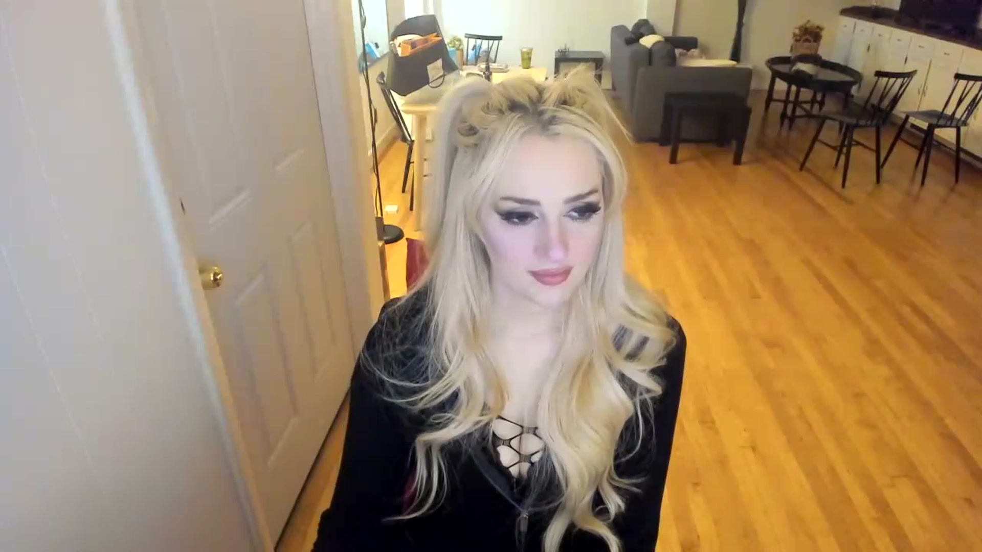 Gallery image thumbnail from Milk_Party's myfreecams stream on, 11/20/2023, 03:14 image 2 of 20