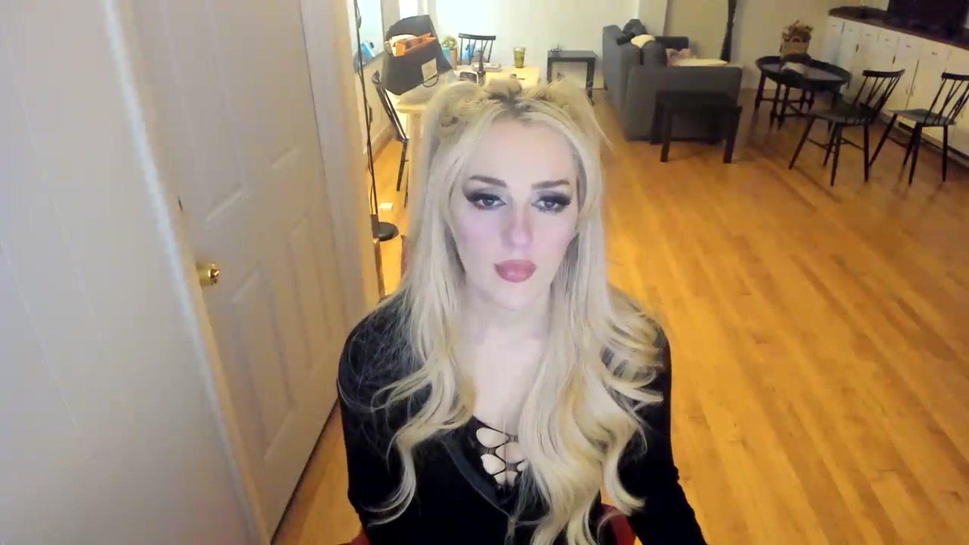 Gallery image thumbnail from Milk_Party's myfreecams stream on, 11/20/2023, 03:14 image 14 of 20