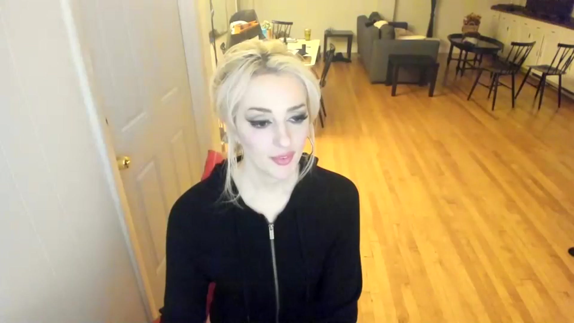 Gallery image thumbnail from Milk_Party's myfreecams stream on, 11/20/2023, 11:25 image 14 of 20