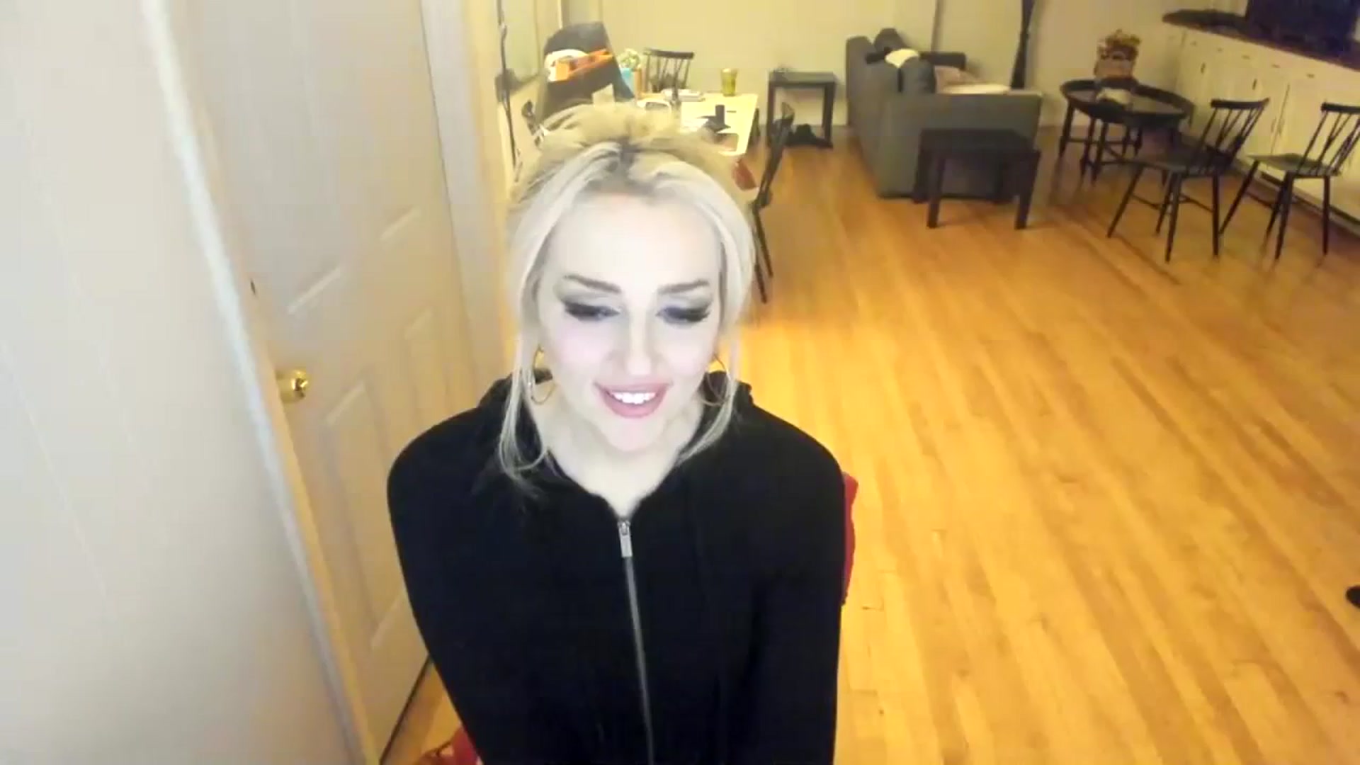 Gallery image thumbnail from Milk_Party's myfreecams stream on, 11/20/2023, 11:25 image 18 of 20
