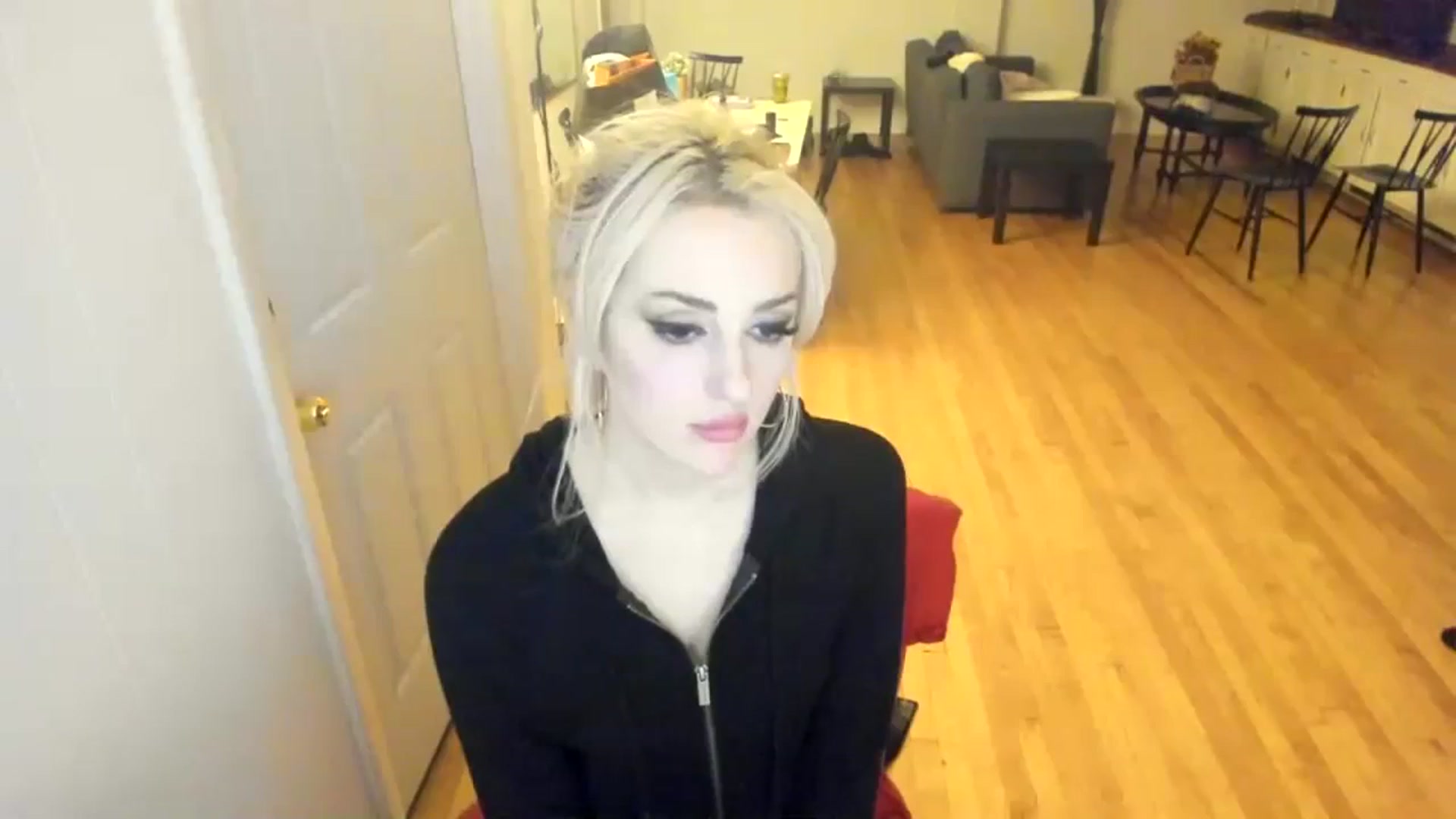 Gallery image thumbnail from Milk_Party's myfreecams stream on, 11/20/2023, 11:25 image 20 of 20