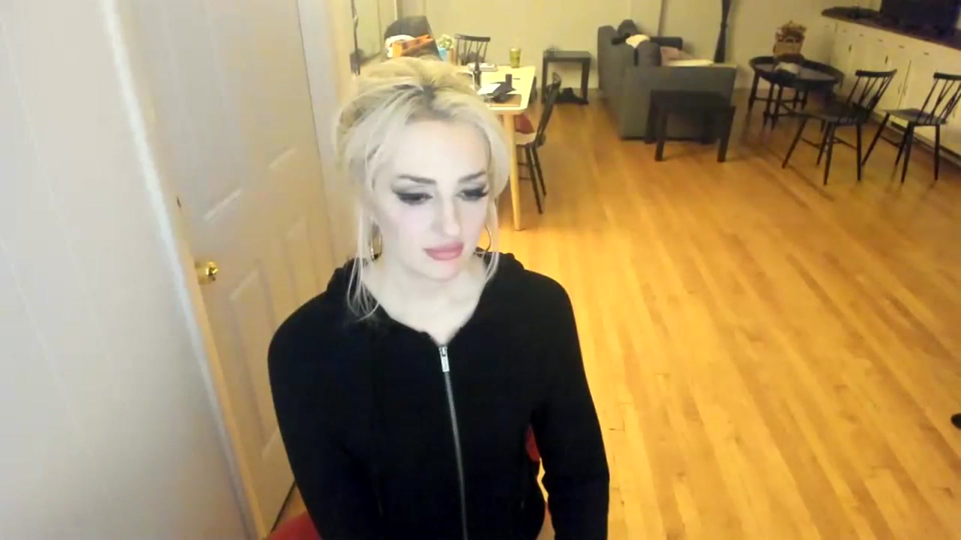 Gallery image thumbnail from Milk_Party's myfreecams stream on, 11/20/2023, 11:25 image 10 of 20