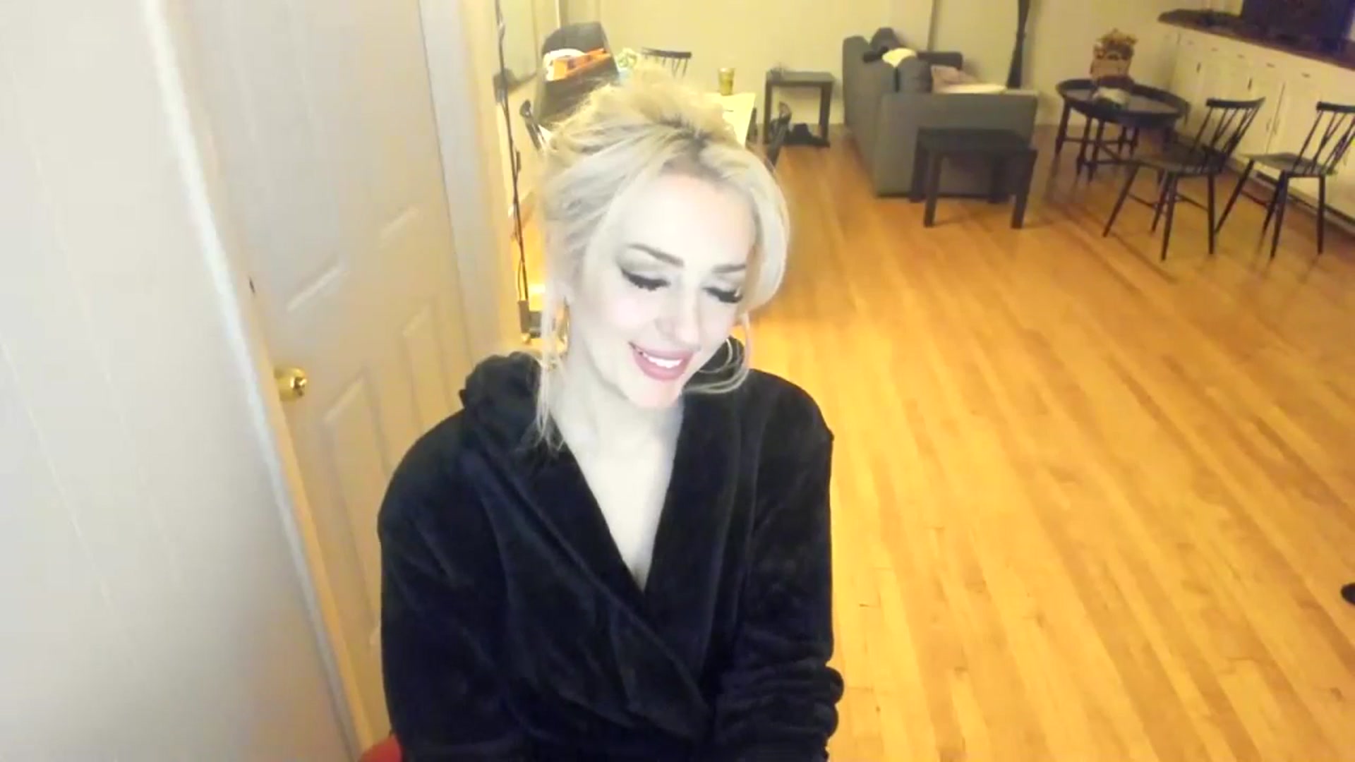 Gallery image thumbnail from Milk_Party's myfreecams stream on, 11/20/2023, 11:25 image 4 of 20