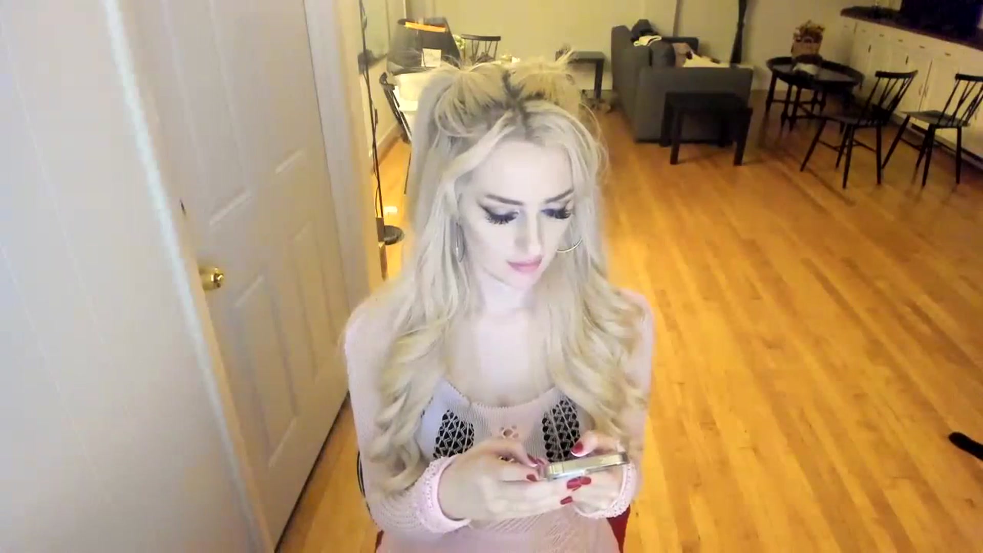 Gallery image thumbnail from Milk_Party's myfreecams stream on, 11/21/2023, 04:33 image 18 of 20