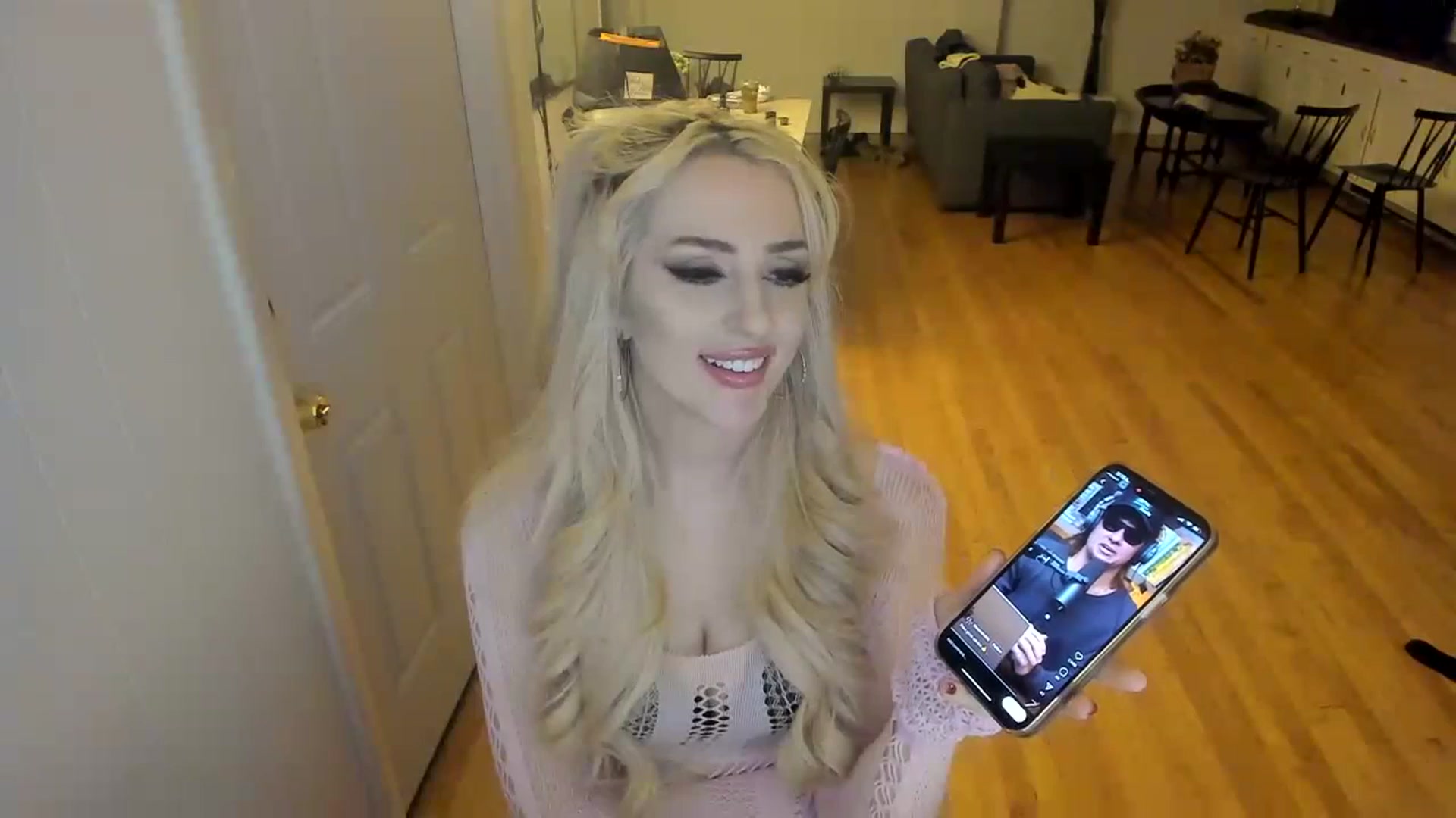 Gallery image thumbnail from Milk_Party's myfreecams stream on, 11/21/2023, 04:33 image 5 of 20