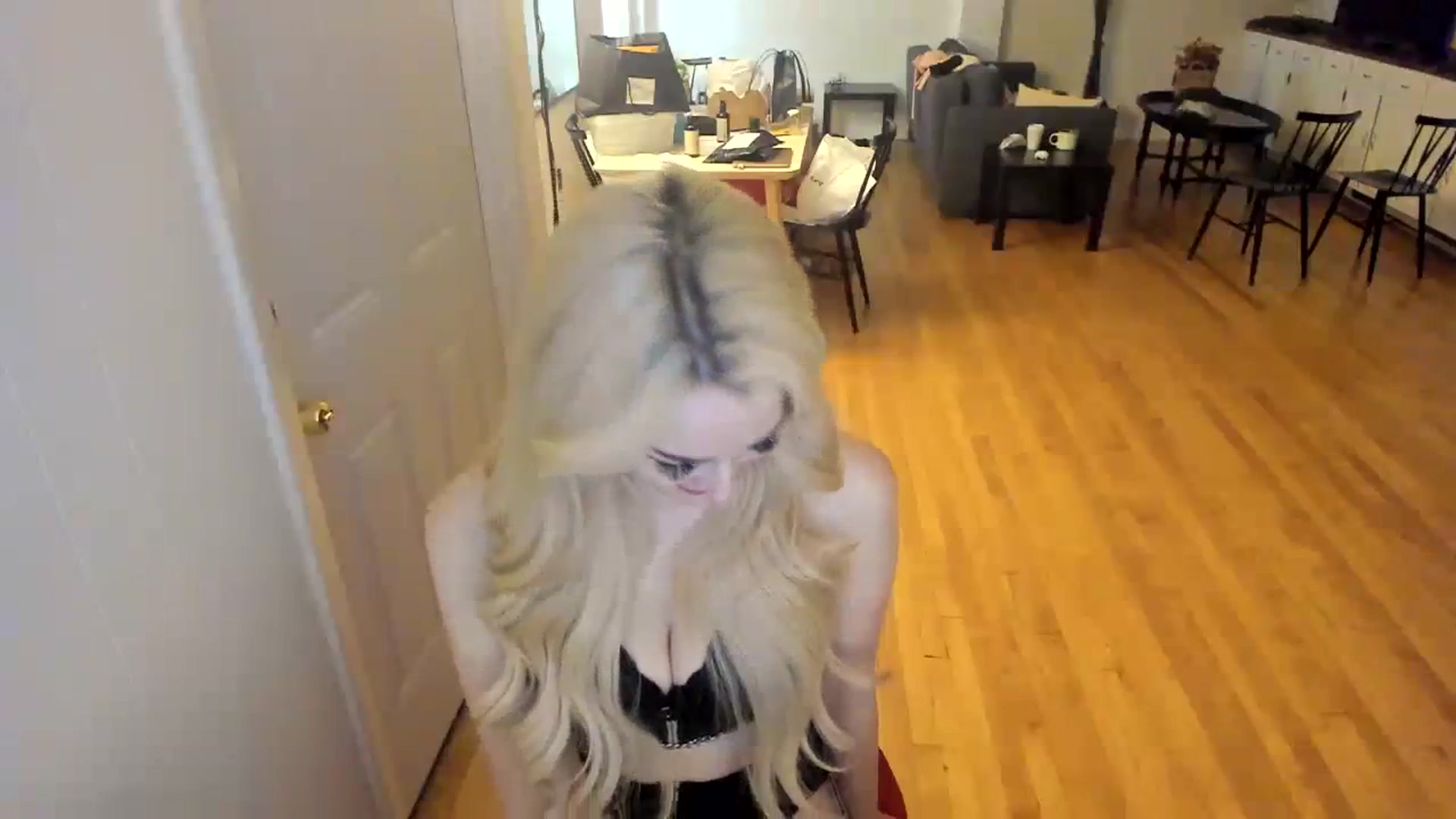 Gallery image thumbnail from Milk_Party's myfreecams stream on, 11/26/2023, 11:47 image 15 of 20
