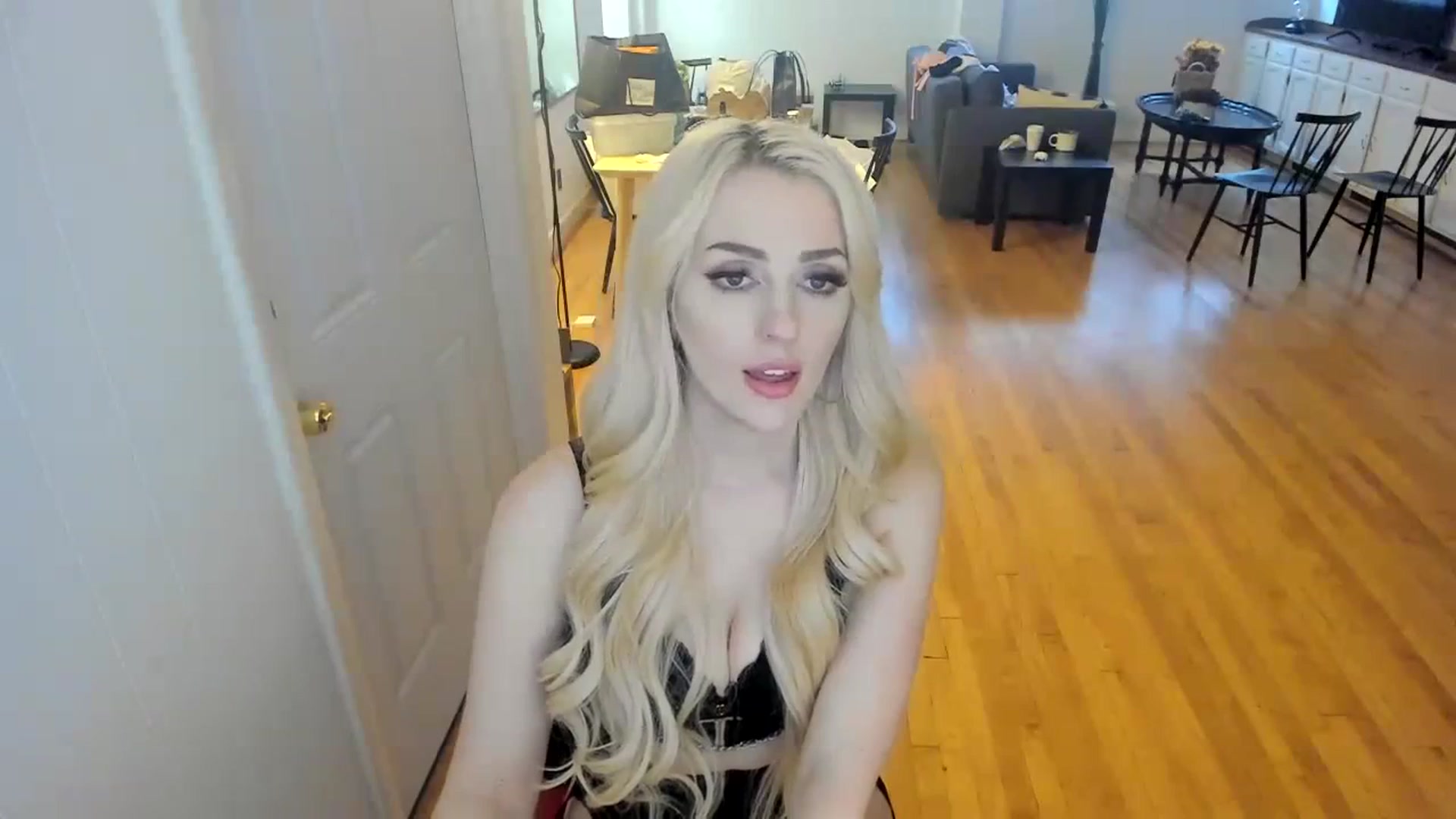Gallery image thumbnail from Milk_Party's myfreecams stream on, 11/26/2023, 13:55 image 17 of 20