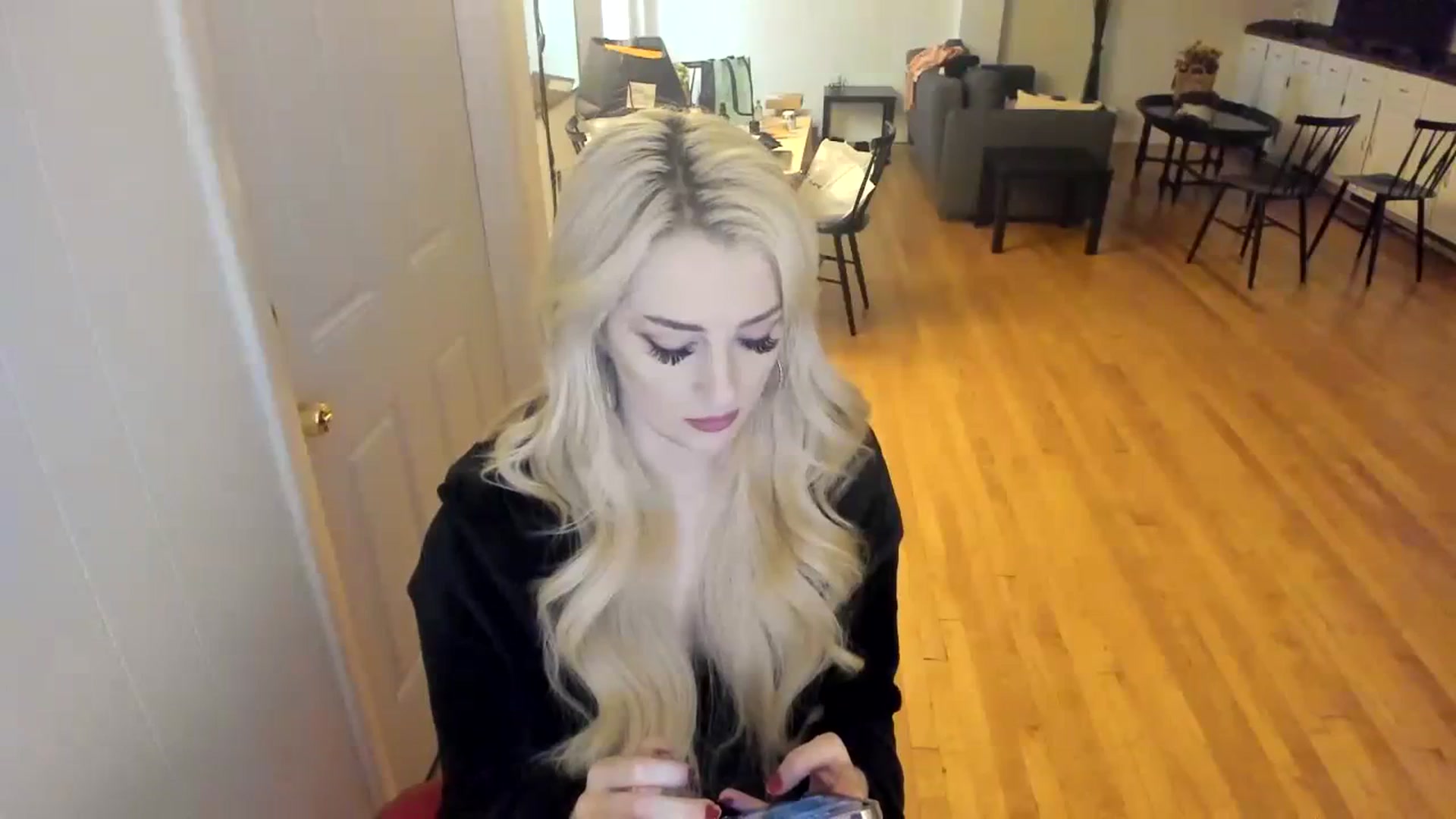 Gallery image thumbnail from Milk_Party's myfreecams stream on, 11/27/2023, 11:08 image 10 of 20