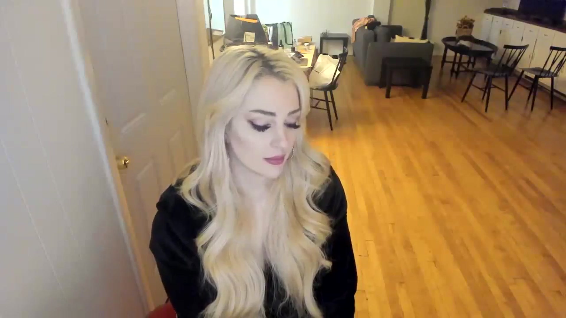 Gallery image thumbnail from Milk_Party's myfreecams stream on, 11/27/2023, 11:08 image 8 of 20