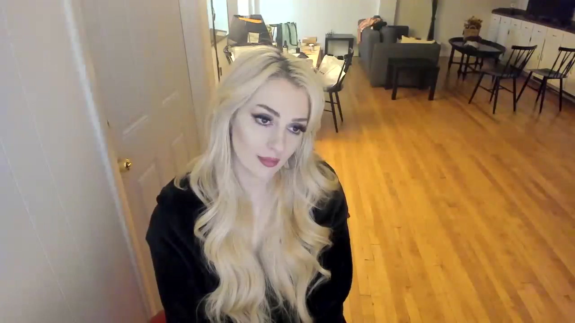 Gallery image thumbnail from Milk_Party's myfreecams stream on, 11/27/2023, 11:08 image 3 of 20