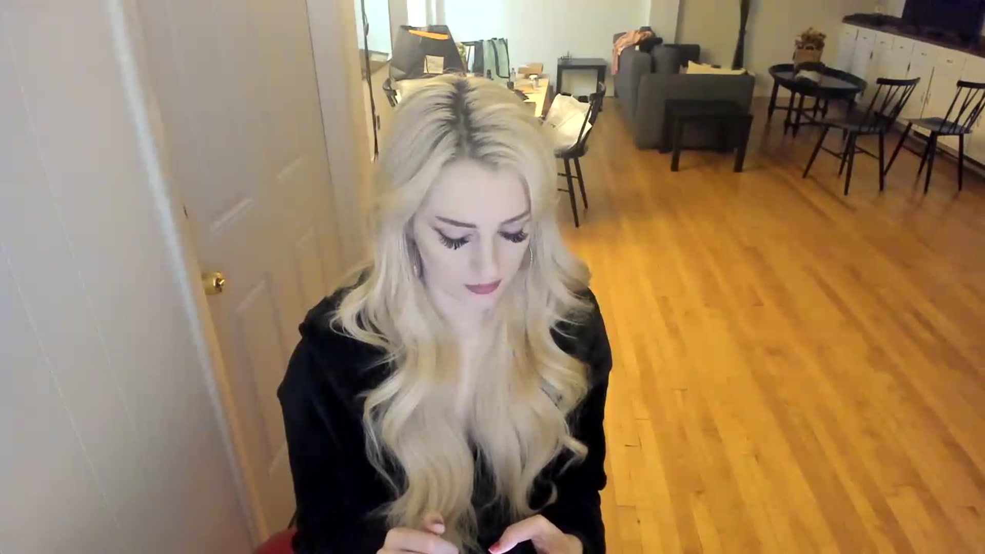 Gallery image thumbnail from Milk_Party's myfreecams stream on, 11/27/2023, 11:08 image 12 of 20