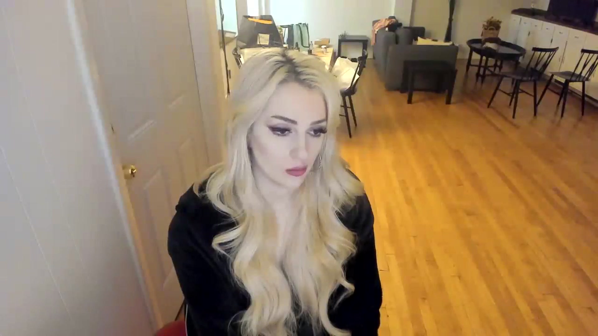 Gallery image thumbnail from Milk_Party's myfreecams stream on, 11/27/2023, 11:08 image 6 of 20