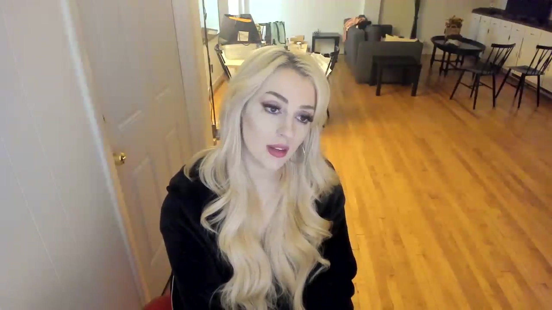 Gallery image thumbnail from Milk_Party's myfreecams stream on, 11/27/2023, 11:08 image 5 of 20