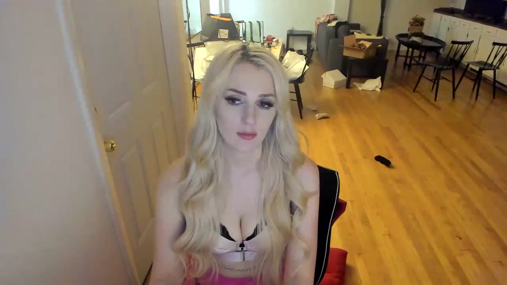 Gallery image thumbnail from Milk_Party's myfreecams stream on, 11/28/2023, 24:45 image 2 of 20