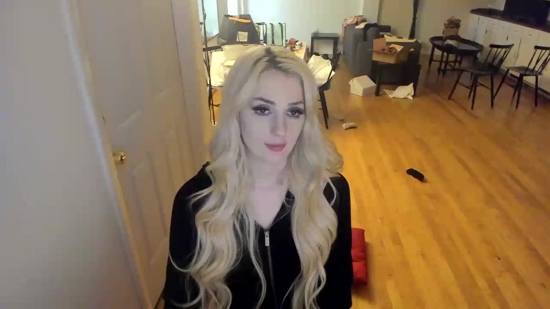 Gallery image thumbnail from Milk_Party's myfreecams stream on, 11/28/2023, 01:11 image 12 of 20