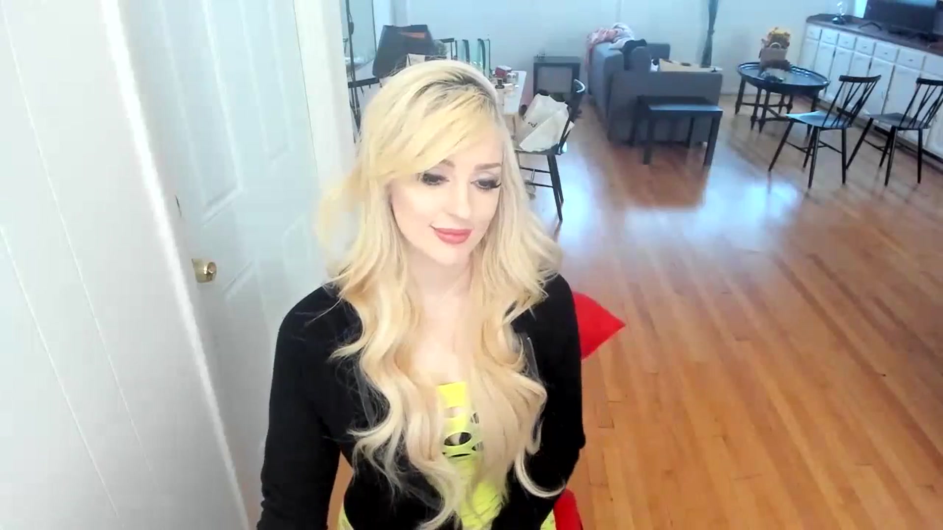 Gallery image thumbnail from Milk_Party's myfreecams stream on, 11/28/2023, 14:47 image 13 of 20