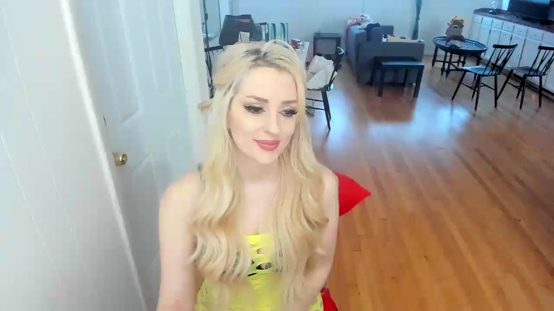 Gallery image thumbnail from Milk_Party's myfreecams stream on, 11/28/2023, 14:47 image 9 of 20