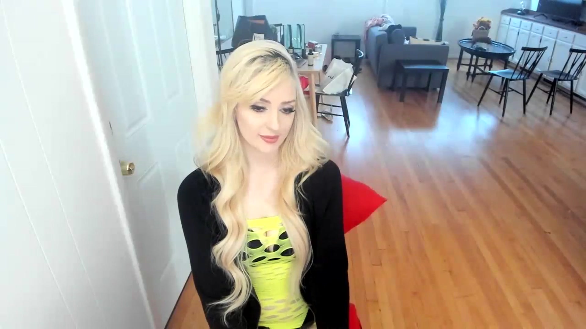 Gallery image thumbnail from Milk_Party's myfreecams stream on, 11/28/2023, 14:47 image 14 of 20
