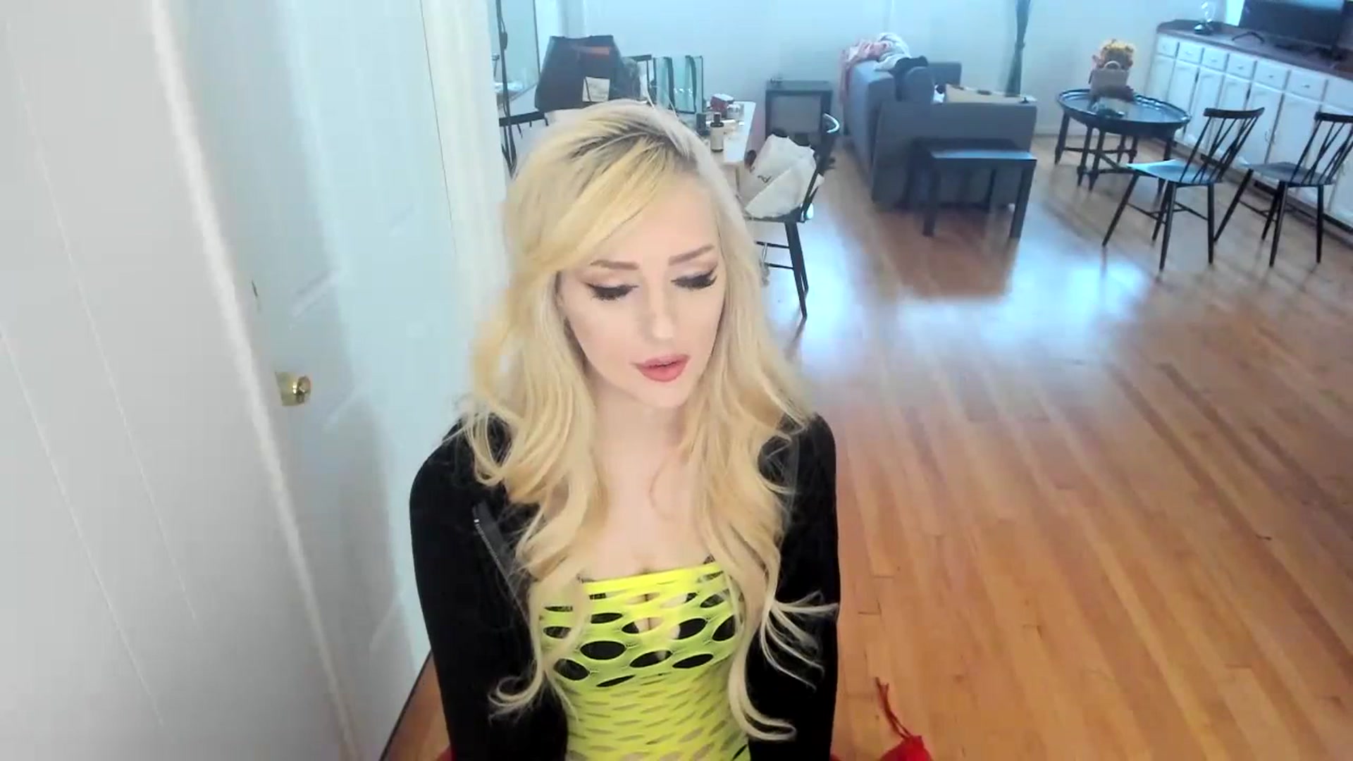 Gallery image thumbnail from Milk_Party's myfreecams stream on, 11/28/2023, 15:47 image 3 of 20
