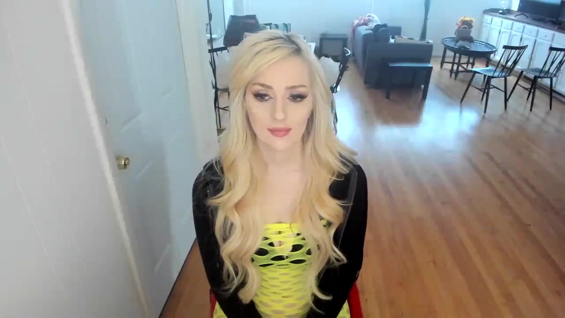 Gallery image thumbnail from Milk_Party's myfreecams stream on, 11/28/2023, 16:48 image 6 of 20