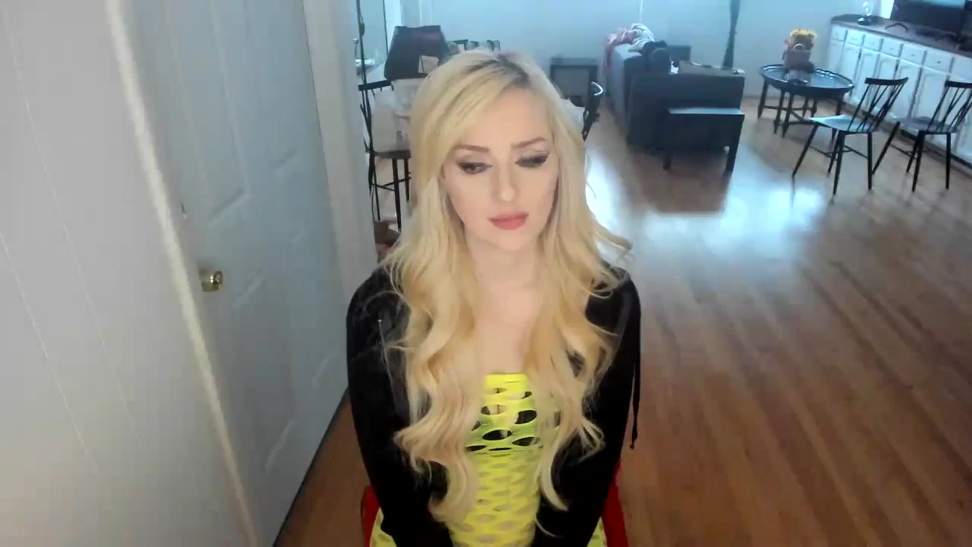 Gallery image thumbnail from Milk_Party's myfreecams stream on, 11/28/2023, 16:48 image 11 of 20