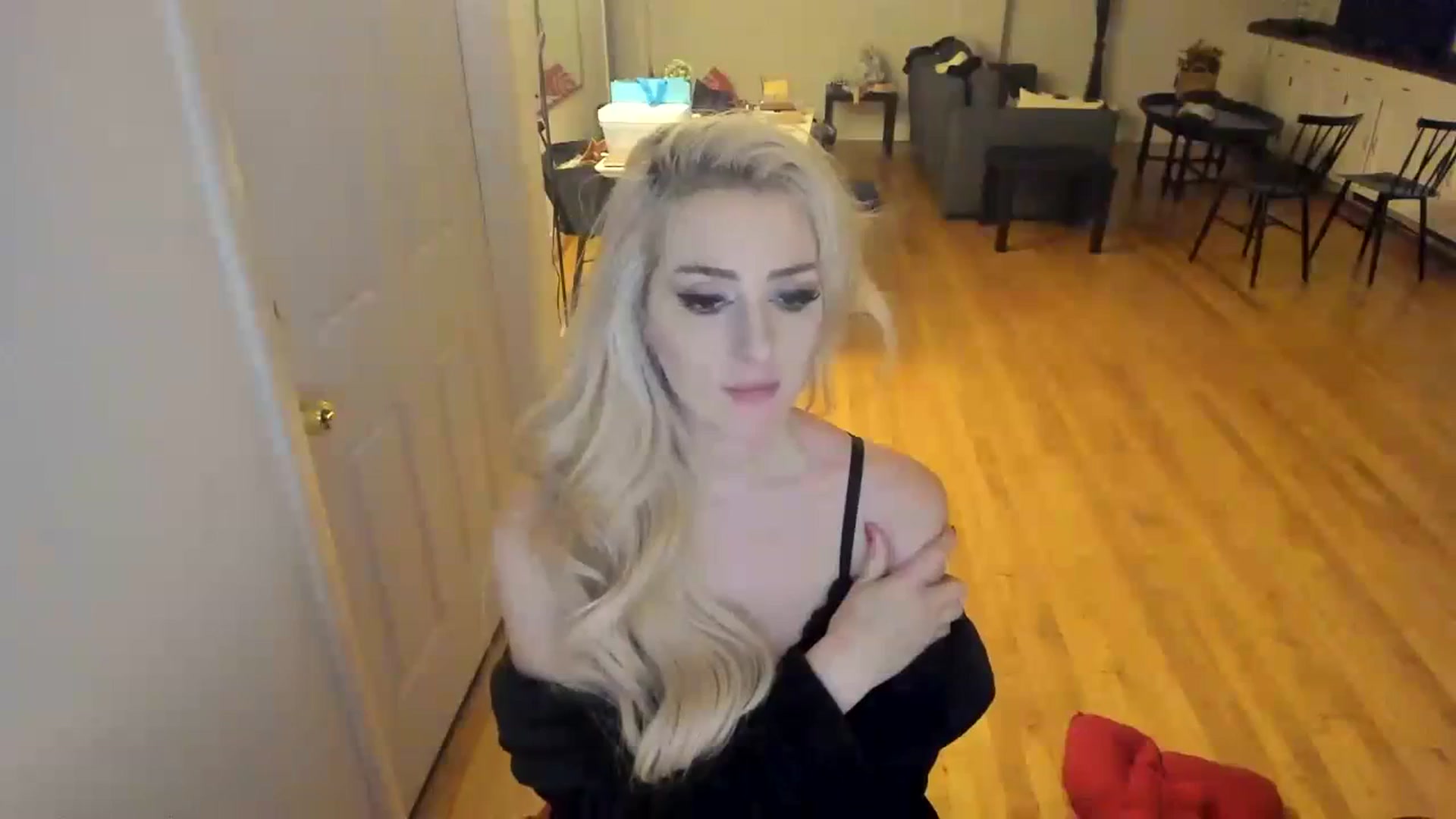 Gallery image thumbnail from Milk_Party's myfreecams stream on, 11/29/2023, 02:15 image 1 of 20