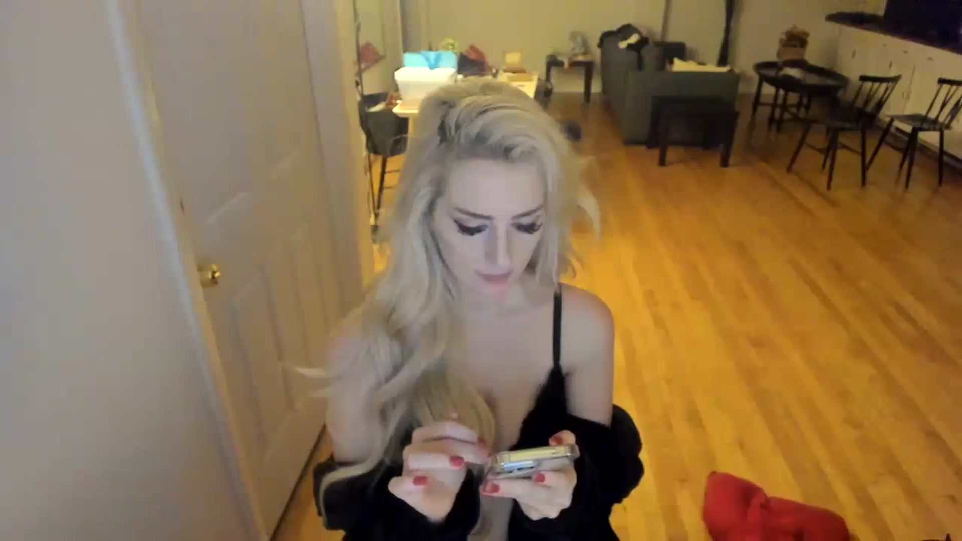 Gallery image thumbnail from Milk_Party's myfreecams stream on, 11/29/2023, 02:15 image 11 of 20
