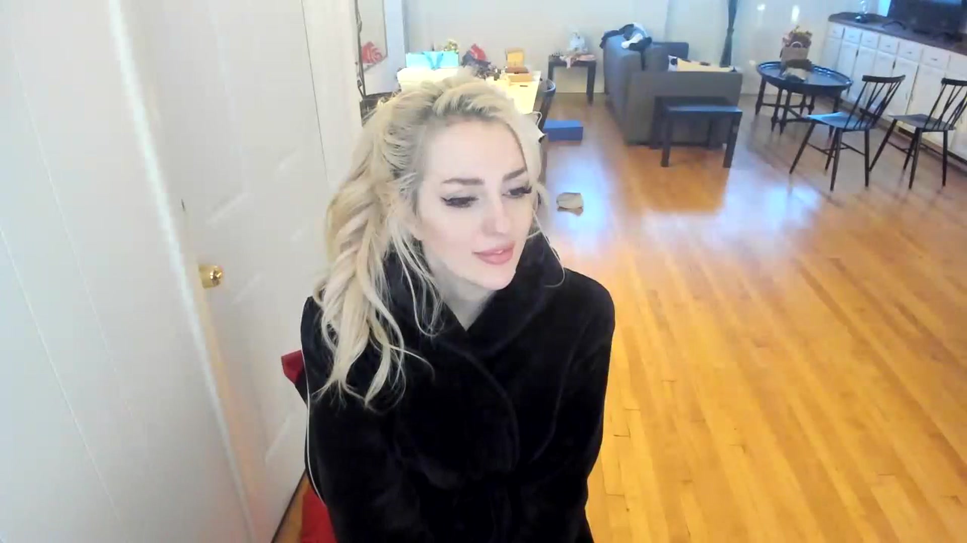 Gallery image thumbnail from Milk_Party's myfreecams stream on, 11/29/2023, 12:56 image 19 of 20