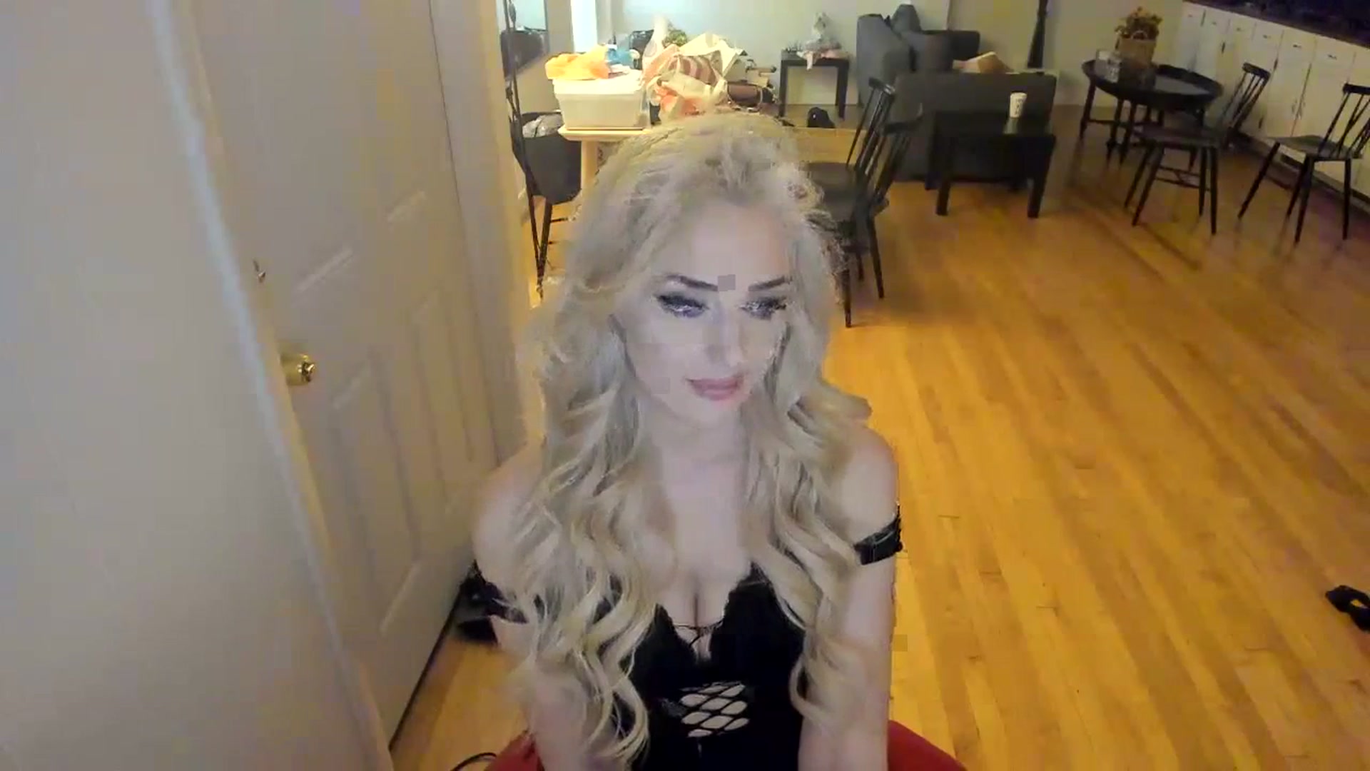 Gallery image thumbnail from Milk_Party's myfreecams stream on, 12/13/2023, 01:13 image 10 of 20