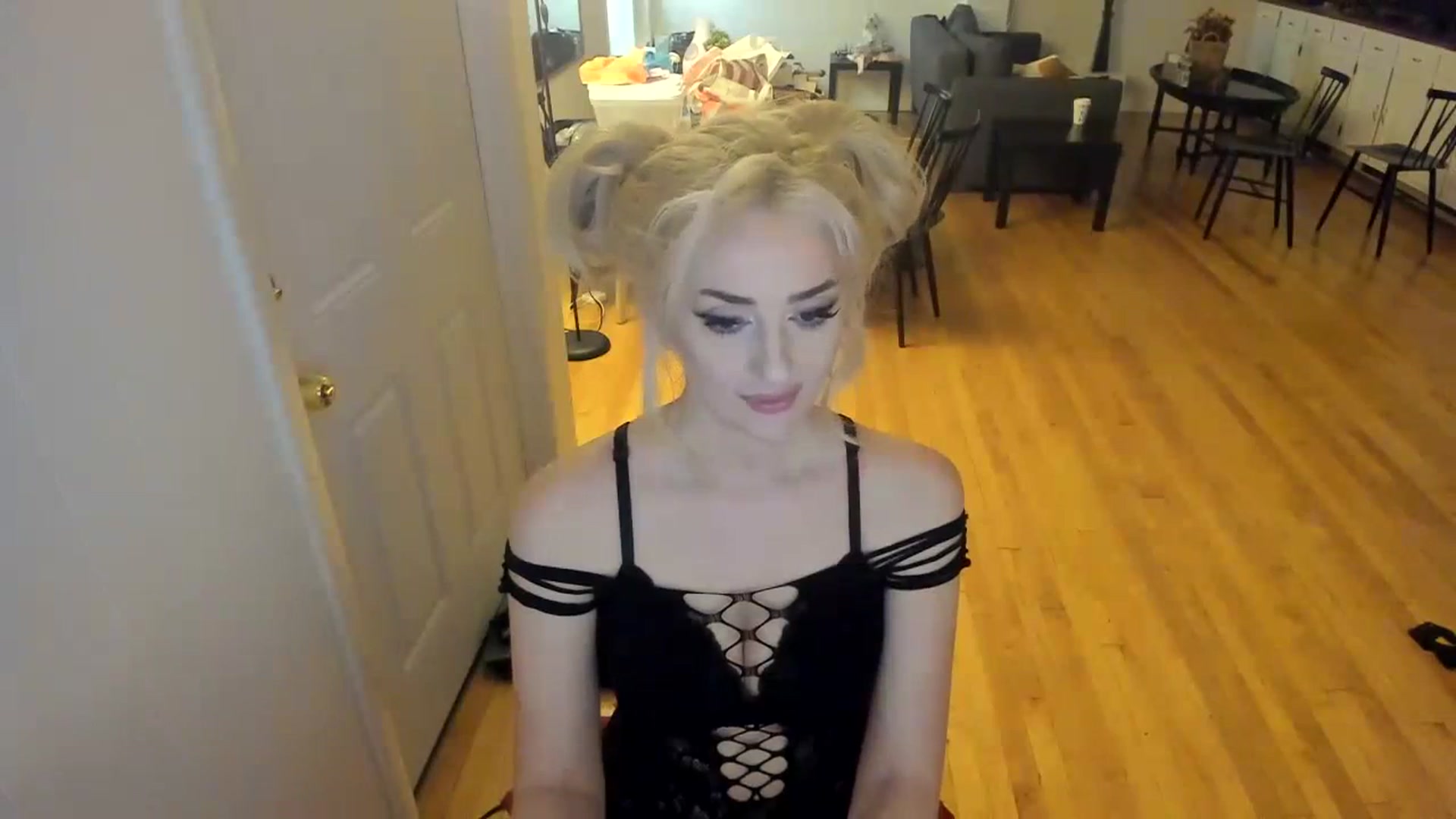 Gallery image thumbnail from Milk_Party's myfreecams stream on, 12/13/2023, 03:01 image 17 of 20