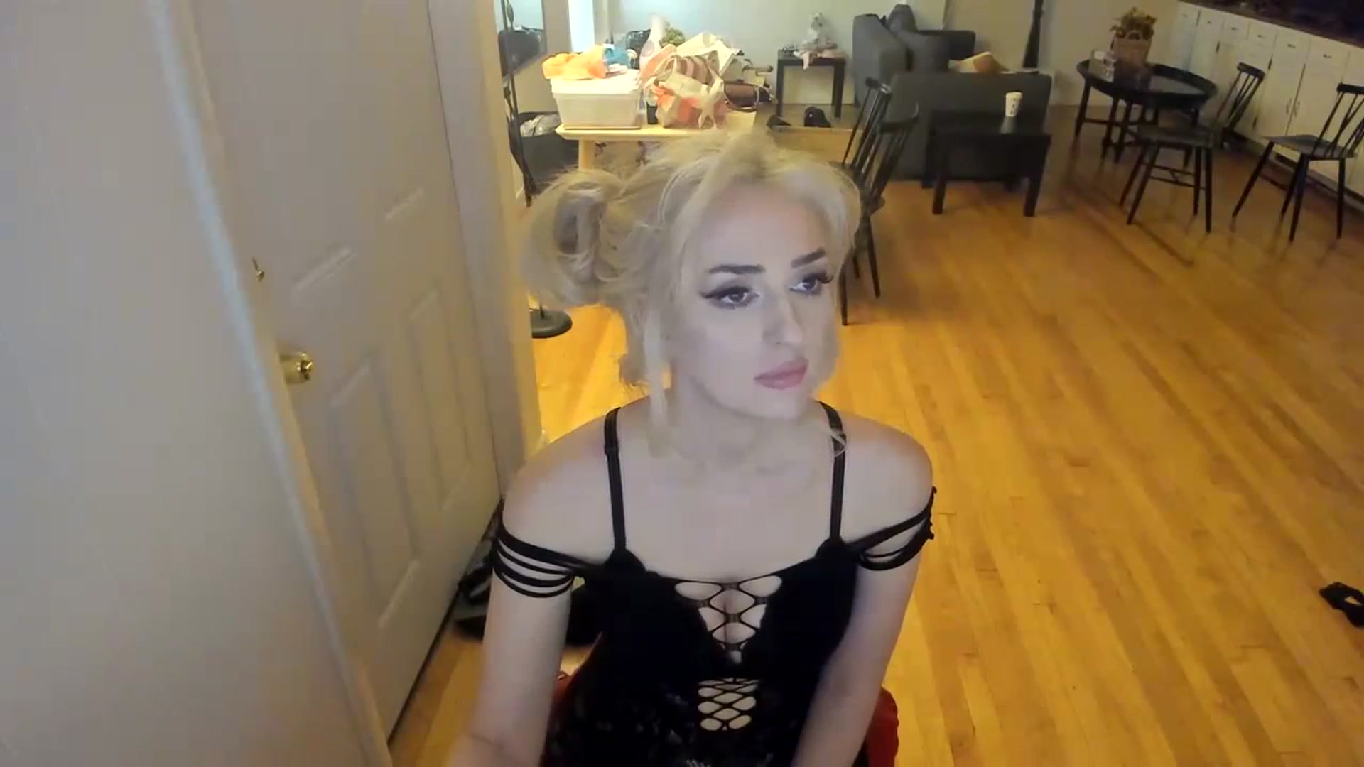 Gallery image thumbnail from Milk_Party's myfreecams stream on, 12/13/2023, 03:01 image 4 of 20