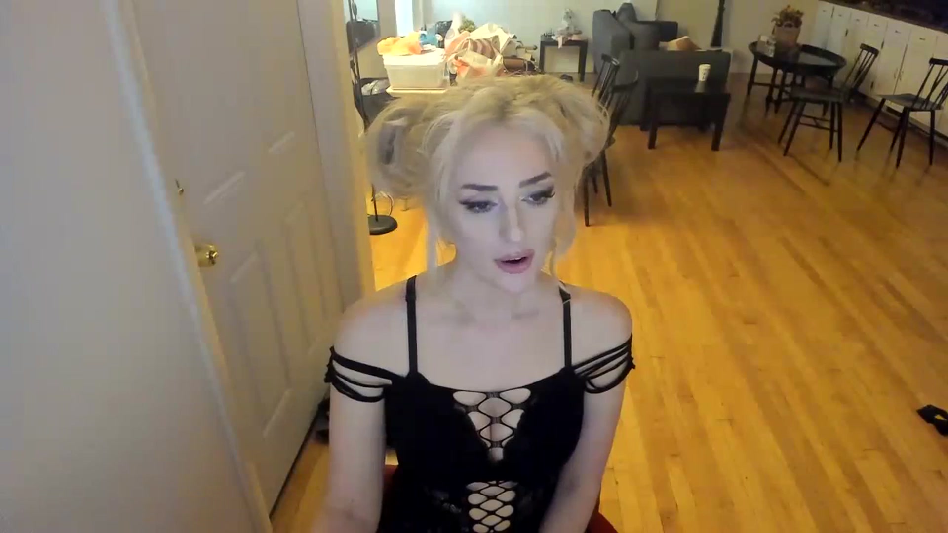 Gallery image thumbnail from Milk_Party's myfreecams stream on, 12/13/2023, 03:01 image 19 of 20