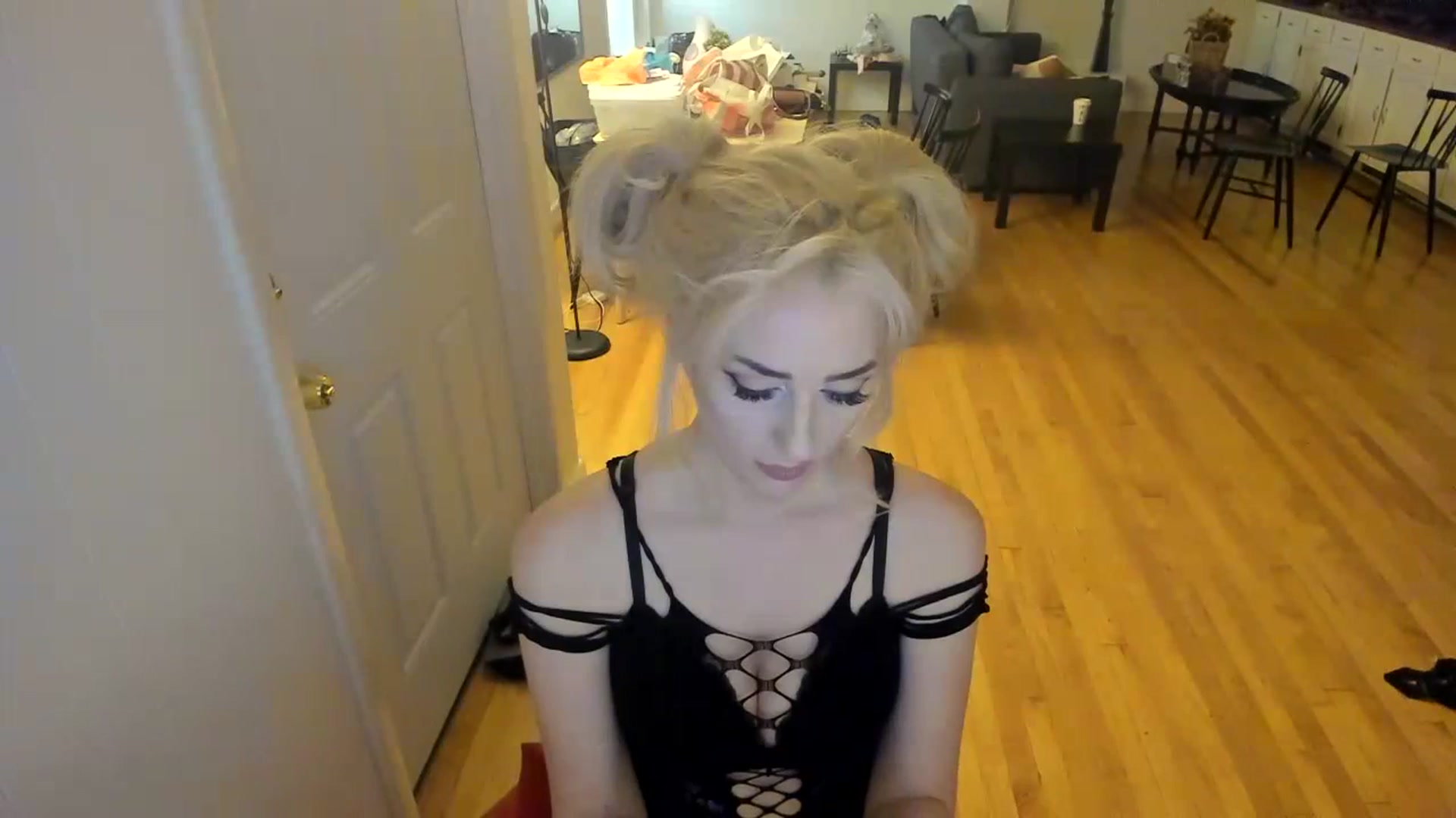 Gallery image thumbnail from Milk_Party's myfreecams stream on, 12/13/2023, 03:23 image 9 of 20