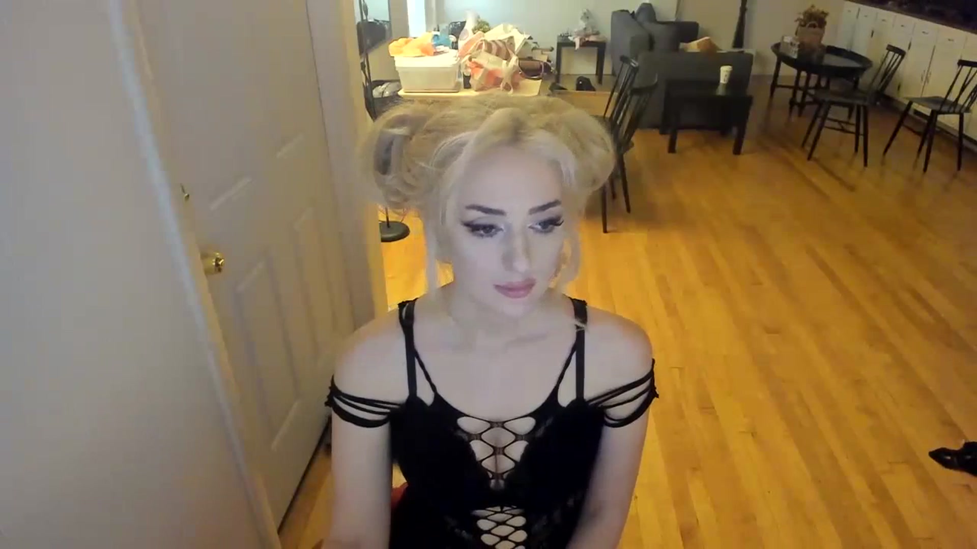 Gallery image thumbnail from Milk_Party's myfreecams stream on, 12/13/2023, 03:23 image 16 of 20