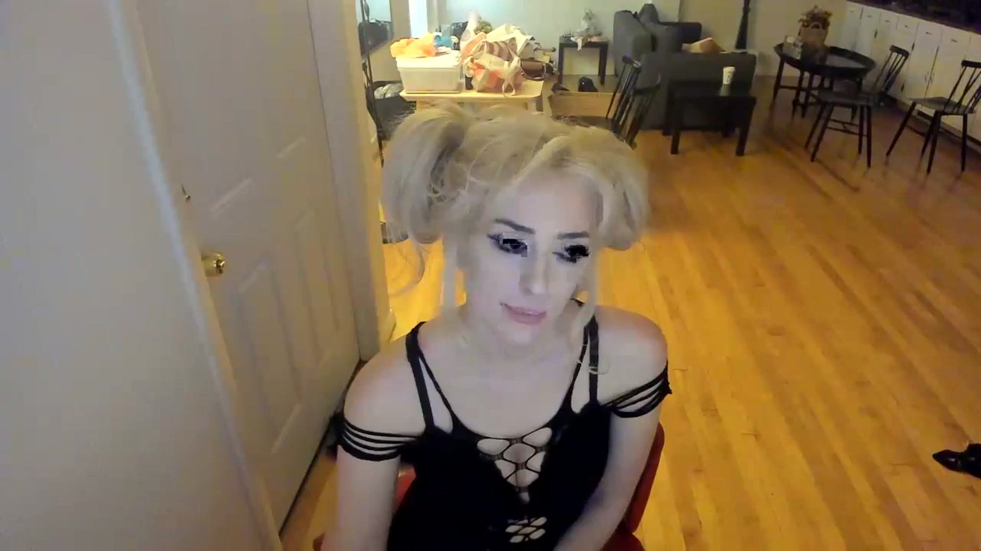 Gallery image thumbnail from Milk_Party's myfreecams stream on, 12/13/2023, 06:59 image 6 of 20