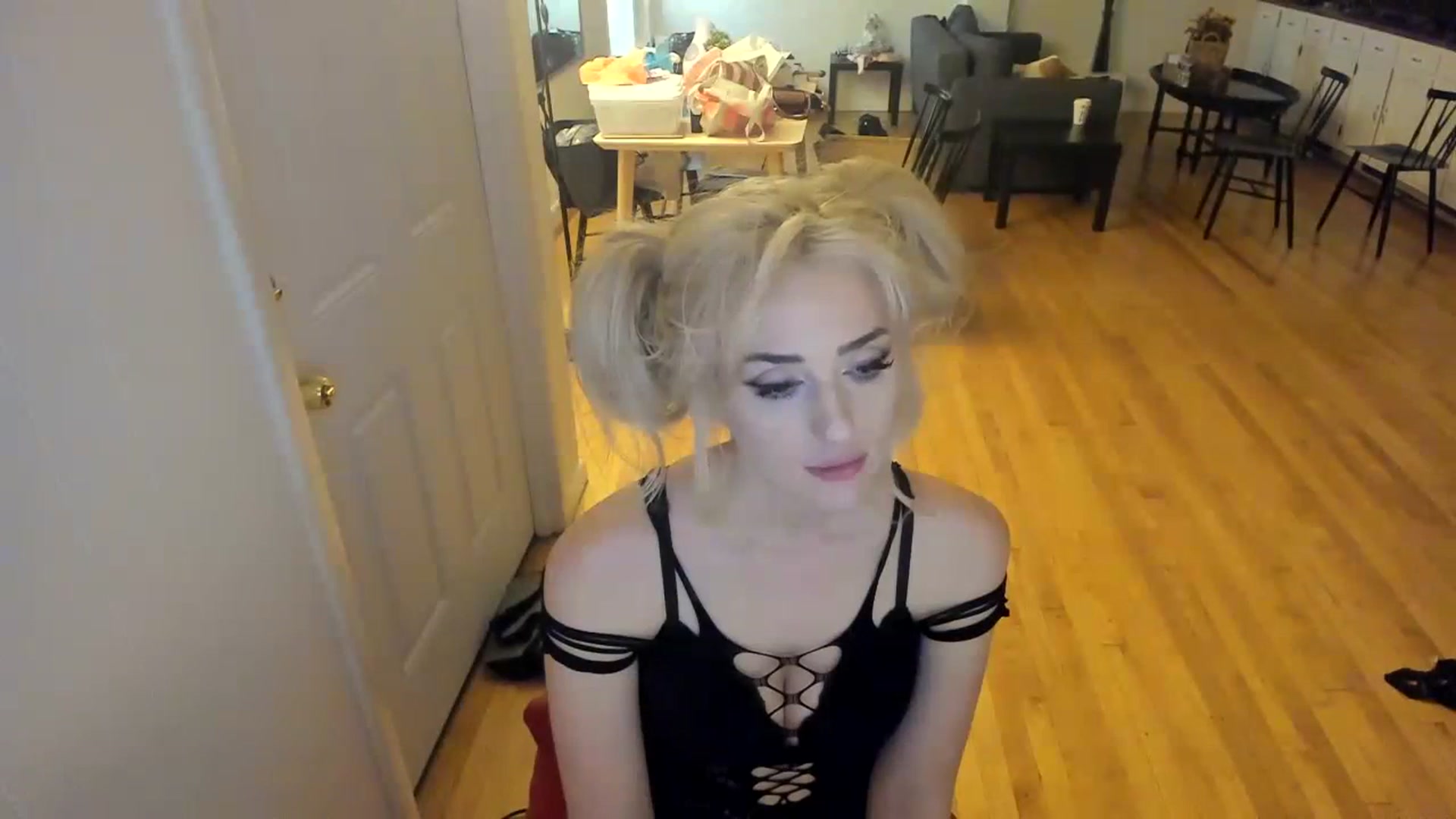 Gallery image thumbnail from Milk_Party's myfreecams stream on, 12/13/2023, 07:39 image 20 of 20