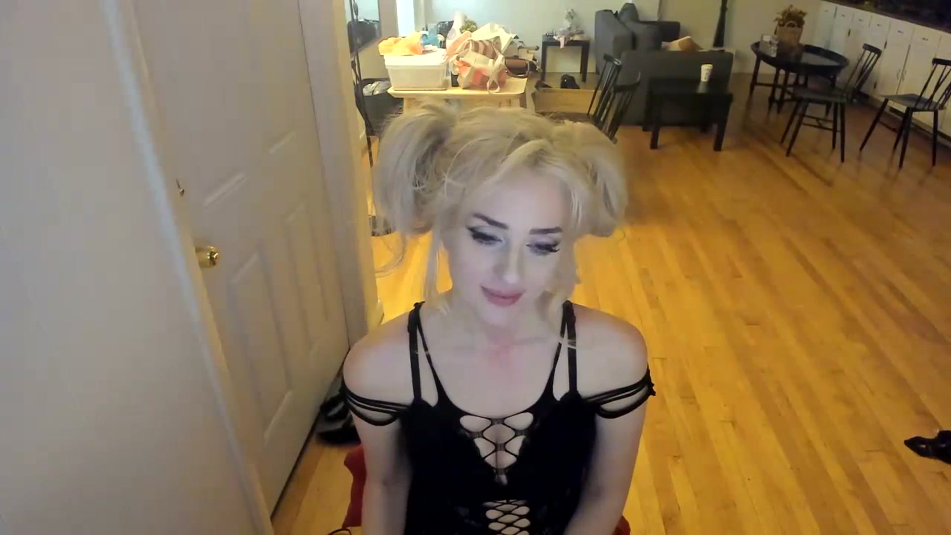 Gallery image thumbnail from Milk_Party's myfreecams stream on, 12/13/2023, 07:39 image 5 of 20