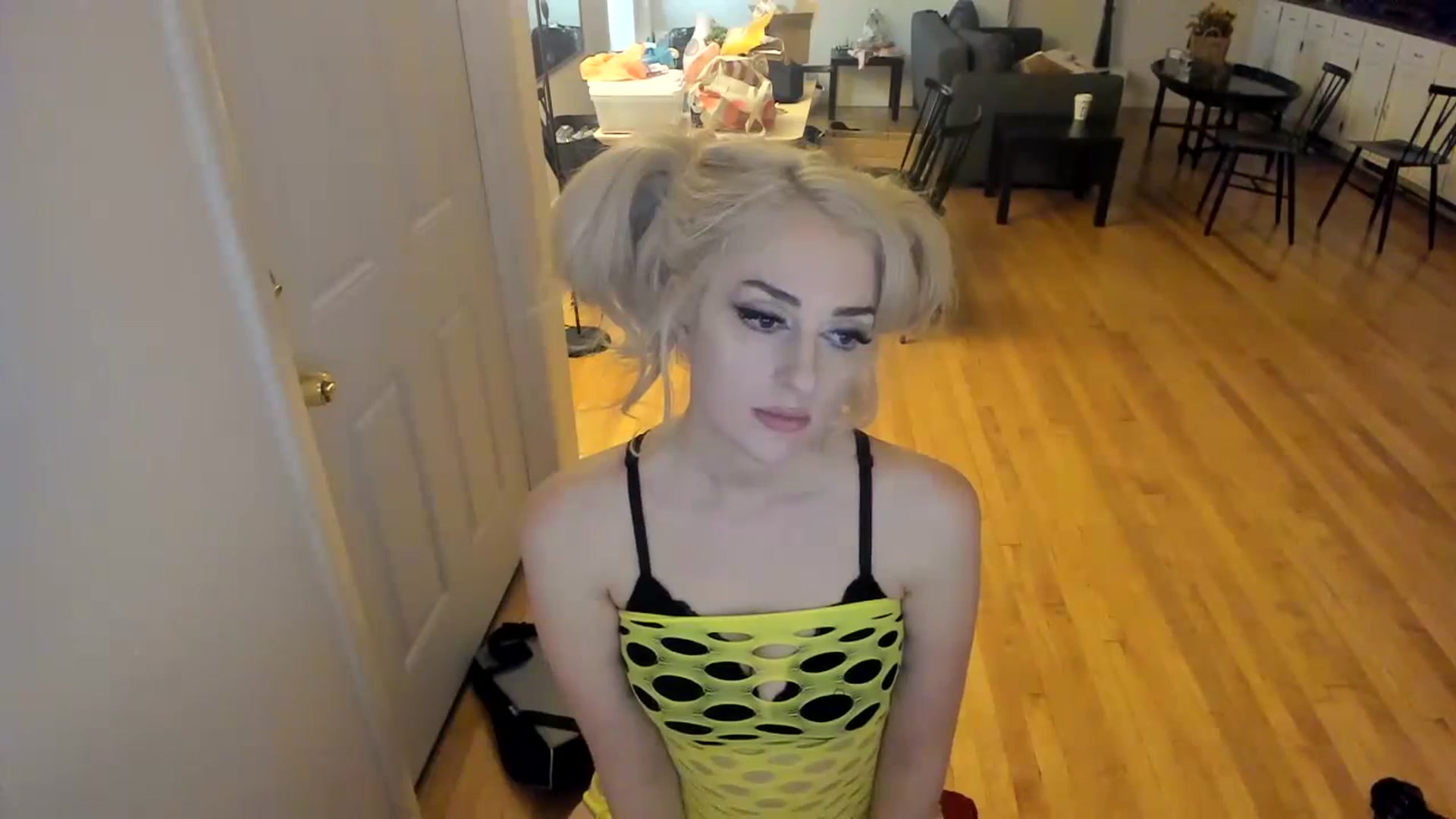 Gallery image thumbnail from Milk_Party's myfreecams stream on, 12/14/2023, 01:30 image 16 of 20