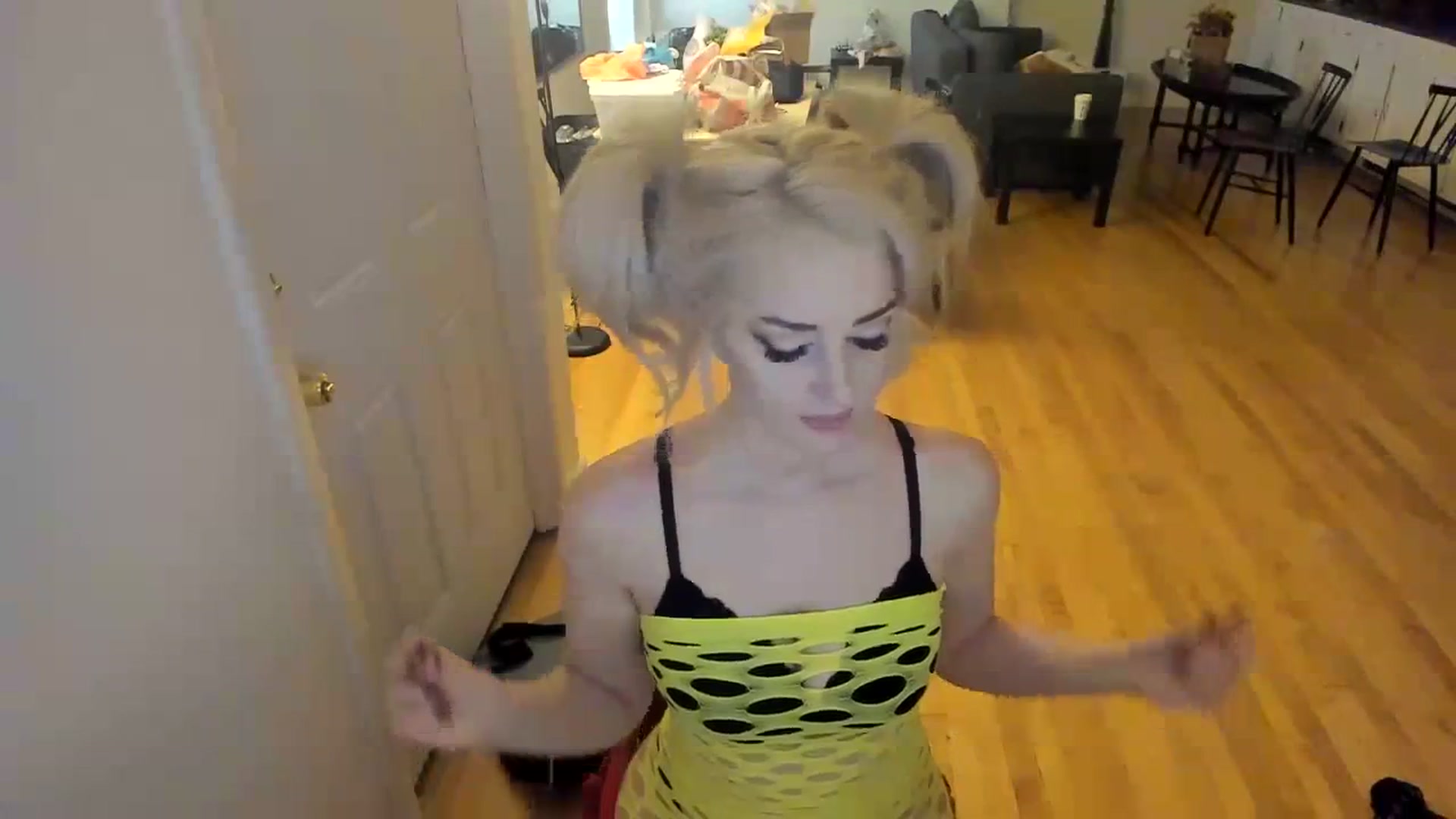 Gallery image thumbnail from Milk_Party's myfreecams stream on, 12/14/2023, 01:31 image 4 of 20