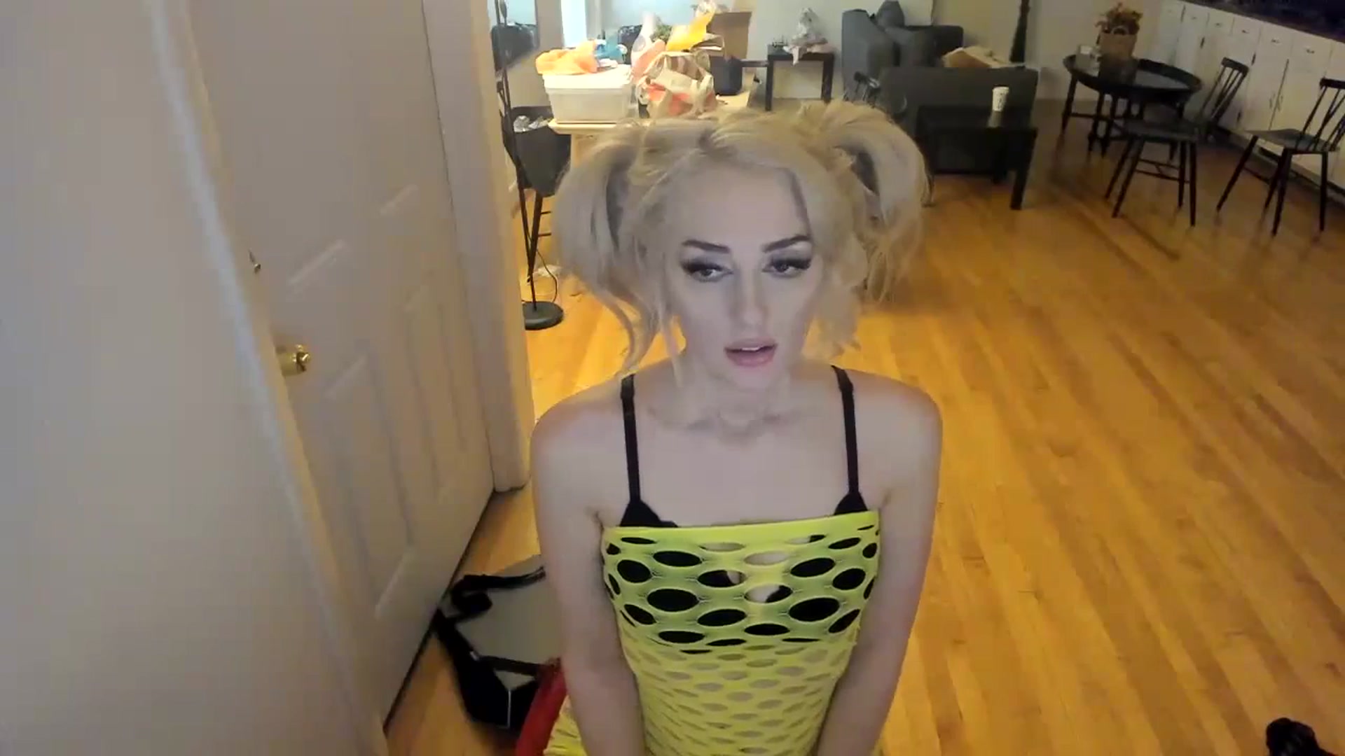 Gallery image thumbnail from Milk_Party's myfreecams stream on, 12/14/2023, 01:31 image 9 of 20