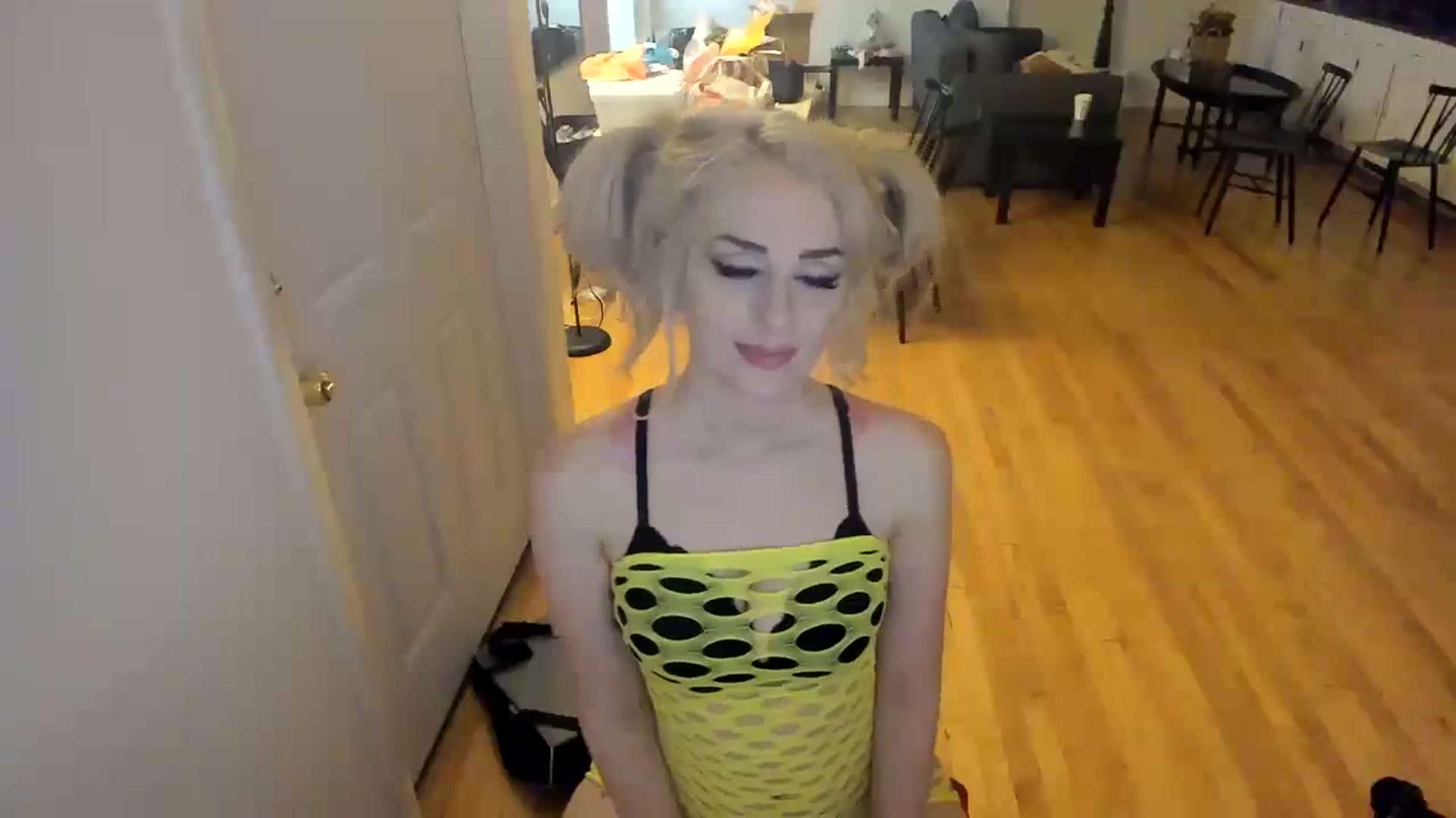 Gallery image thumbnail from Milk_Party's myfreecams stream on, 12/14/2023, 01:31 image 12 of 20