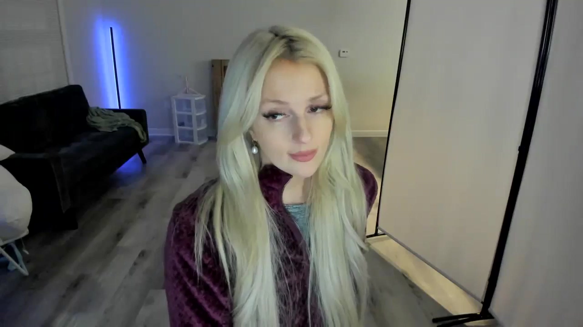Gallery image thumbnail from Milk_Party's myfreecams stream on, 04/19/2024, 04:46 image 5 of 20