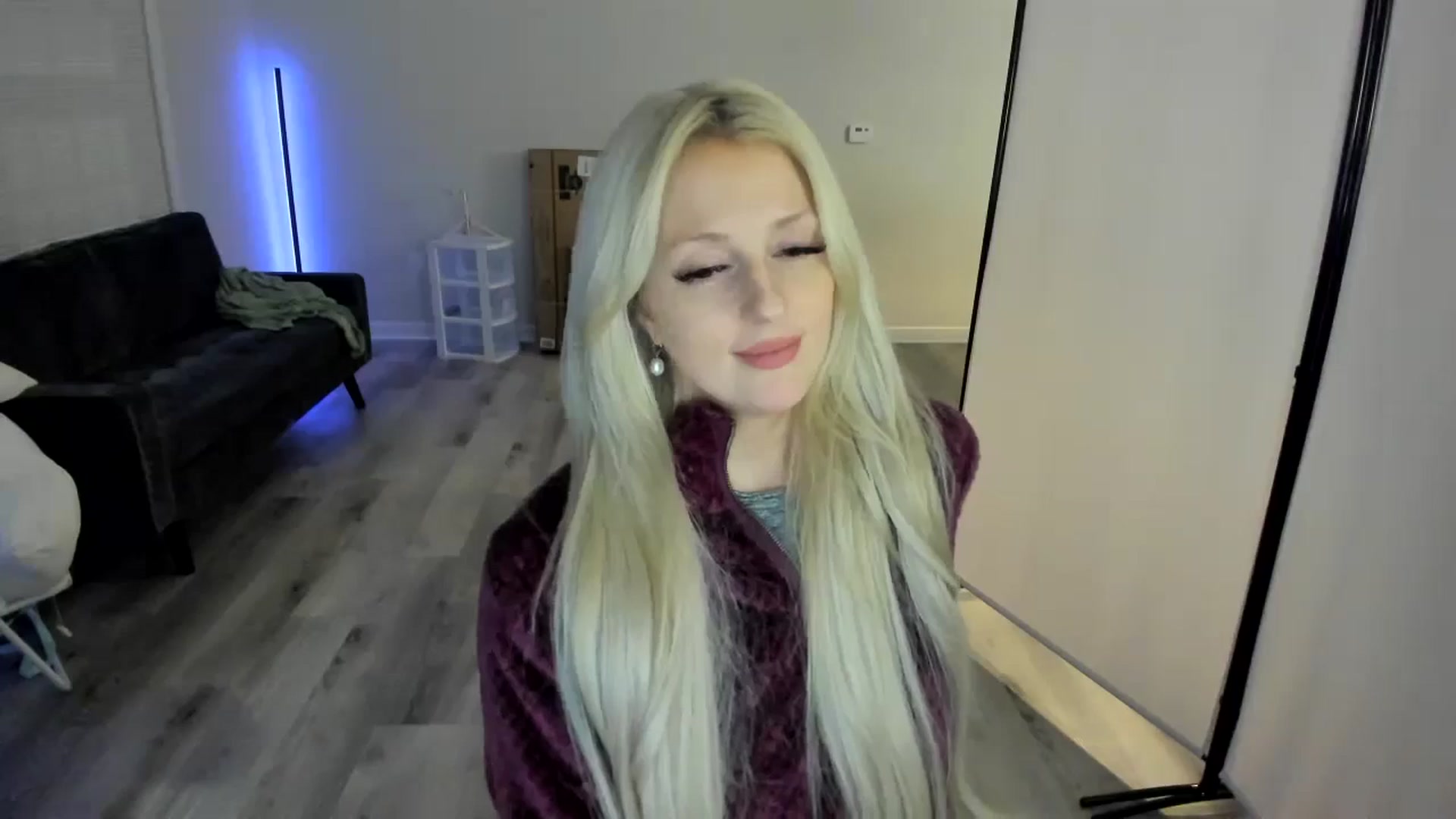Gallery image thumbnail from Milk_Party's myfreecams stream on, 04/19/2024, 04:46 image 15 of 20