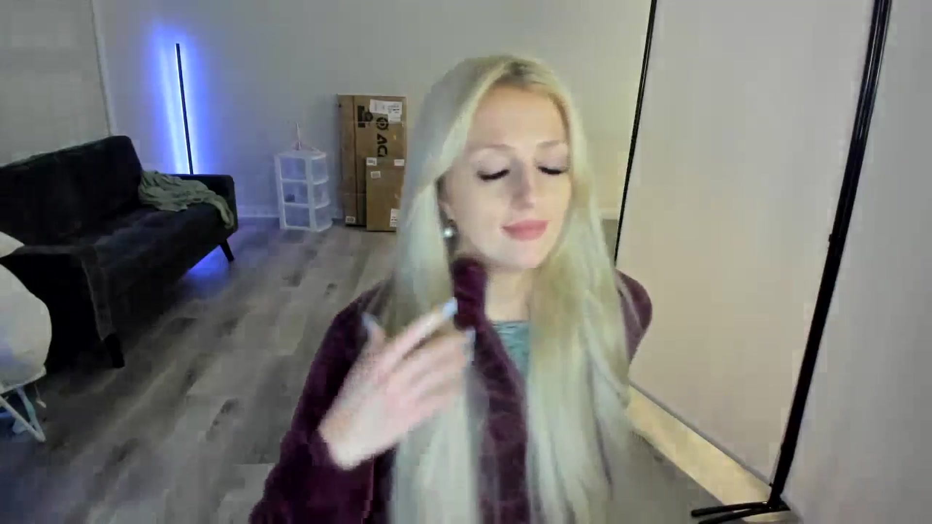 Gallery image thumbnail from Milk_Party's myfreecams stream on, 04/19/2024, 04:46 image 19 of 20
