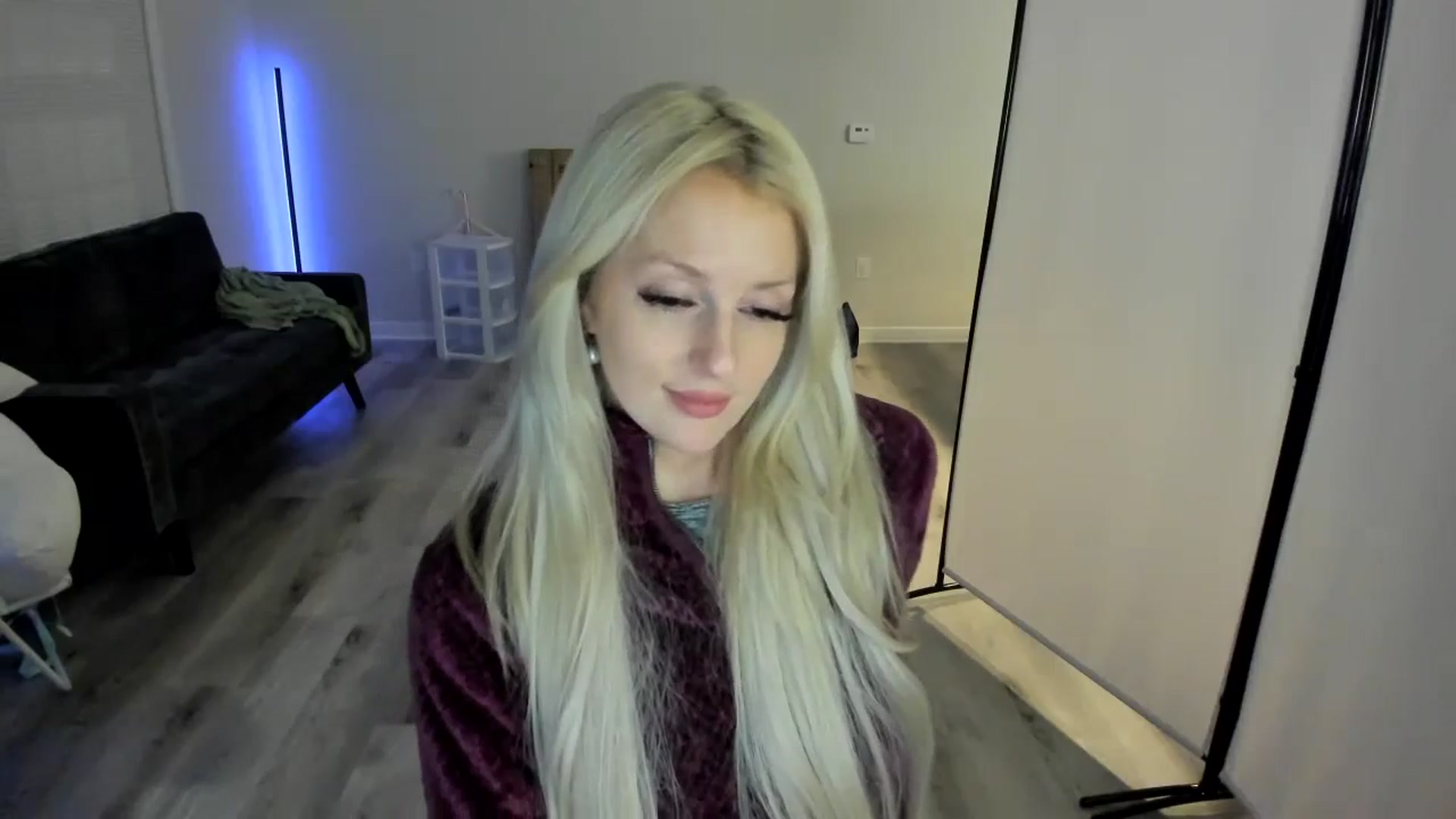 Gallery image thumbnail from Milk_Party's myfreecams stream on, 04/19/2024, 04:46 image 16 of 20